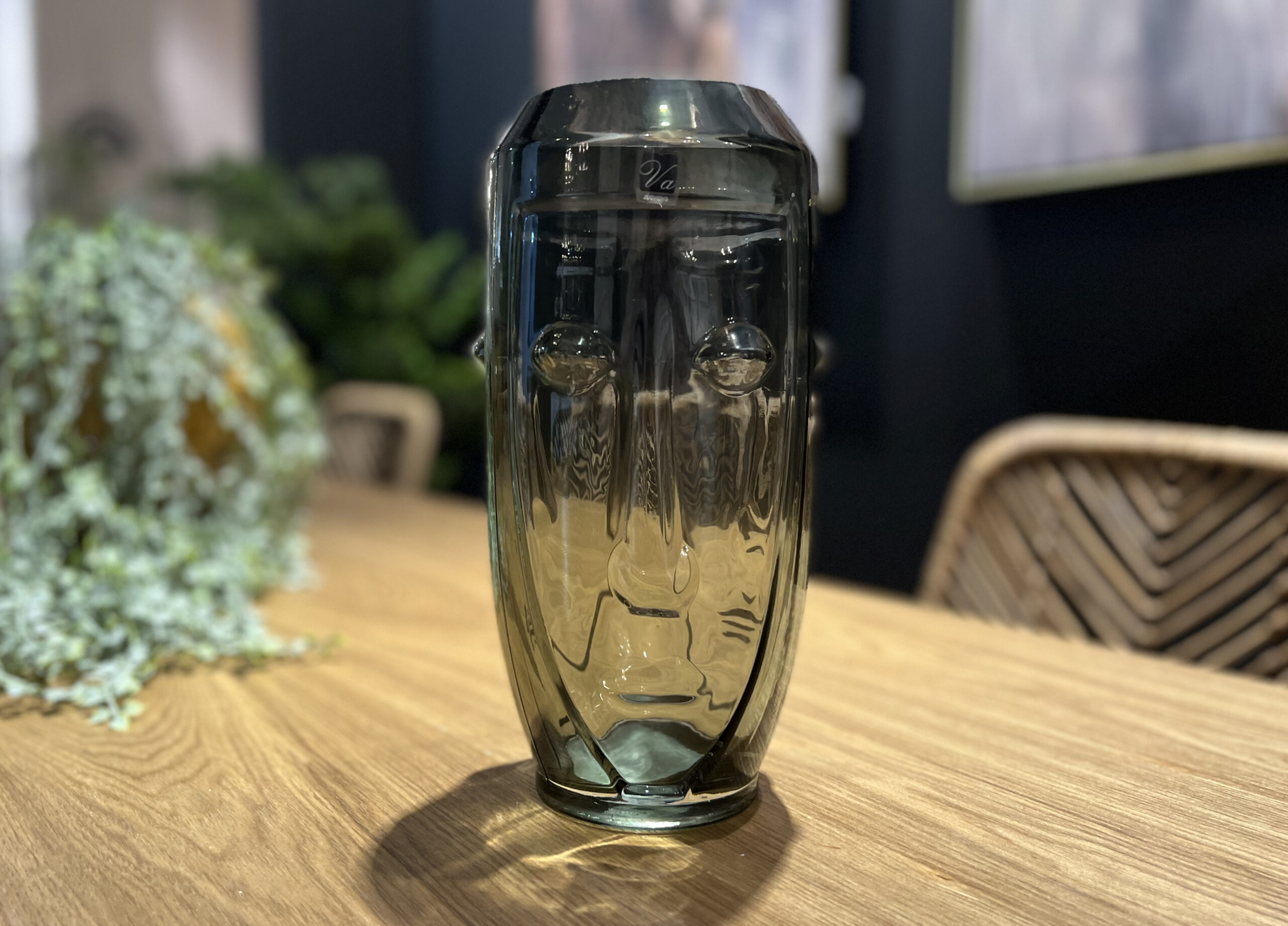 כד זכוכית אפורה פנים בינוני