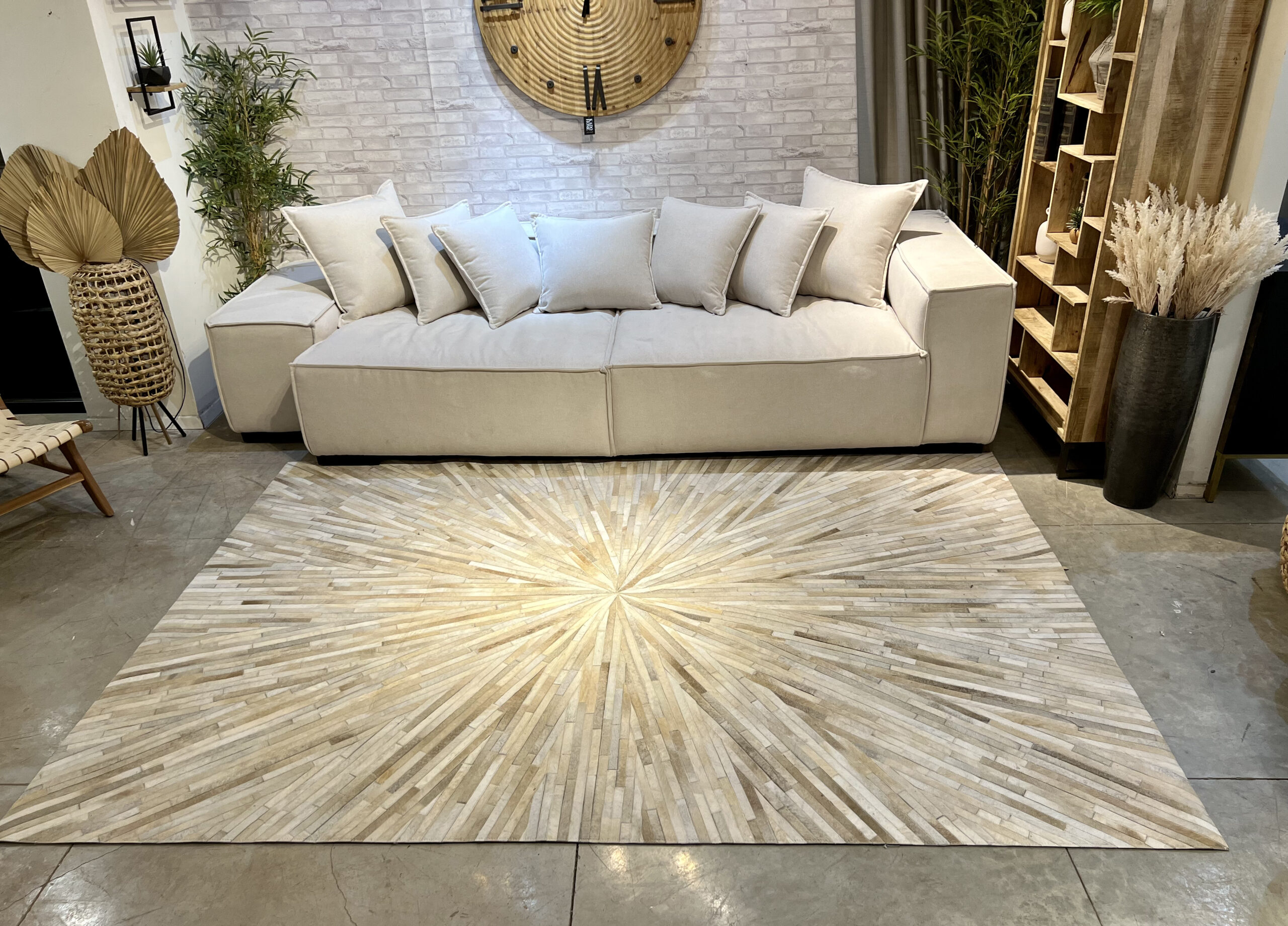 שטיח עור אמיתי בעבודת יד פסים שטיח עור אמיתי בעבודת יד פסים