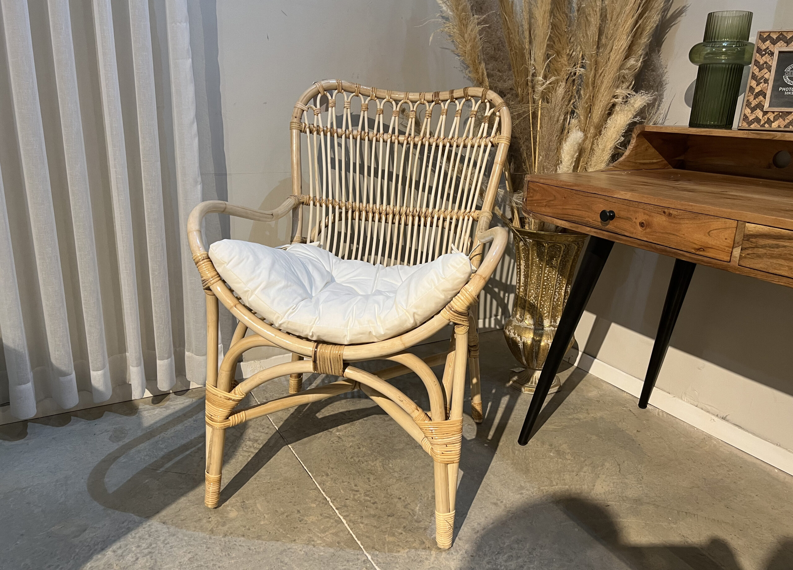 כורסא מעוצבת בוהו שיק ראטן מלדיביים דגם בונטיים - חיסול! כורסא מעוצבת בוהו שיק ראטן מלדיביים דגם בונטיים - חיסול!