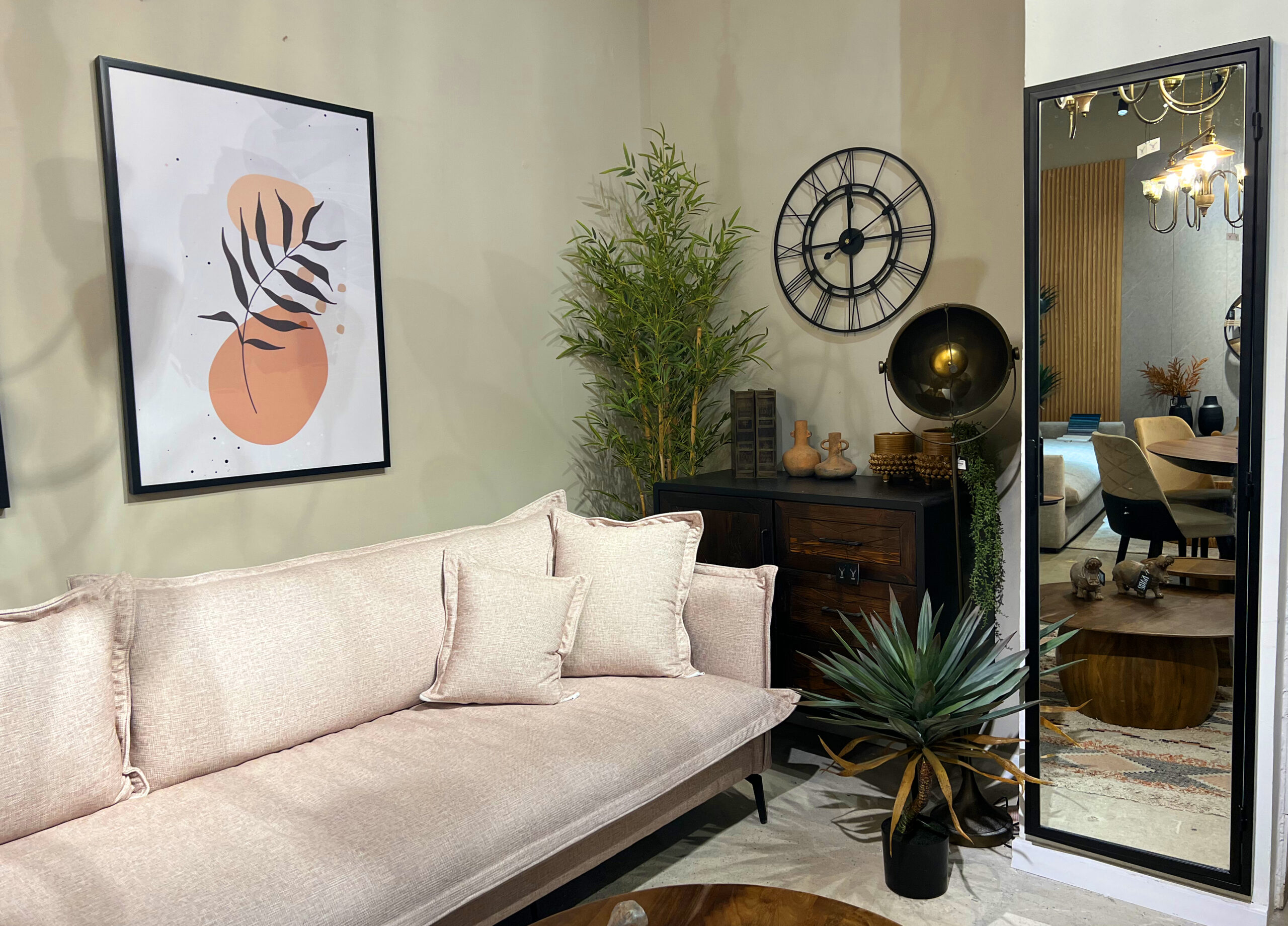 מראה נפתחת כיסוי ארון חשמל