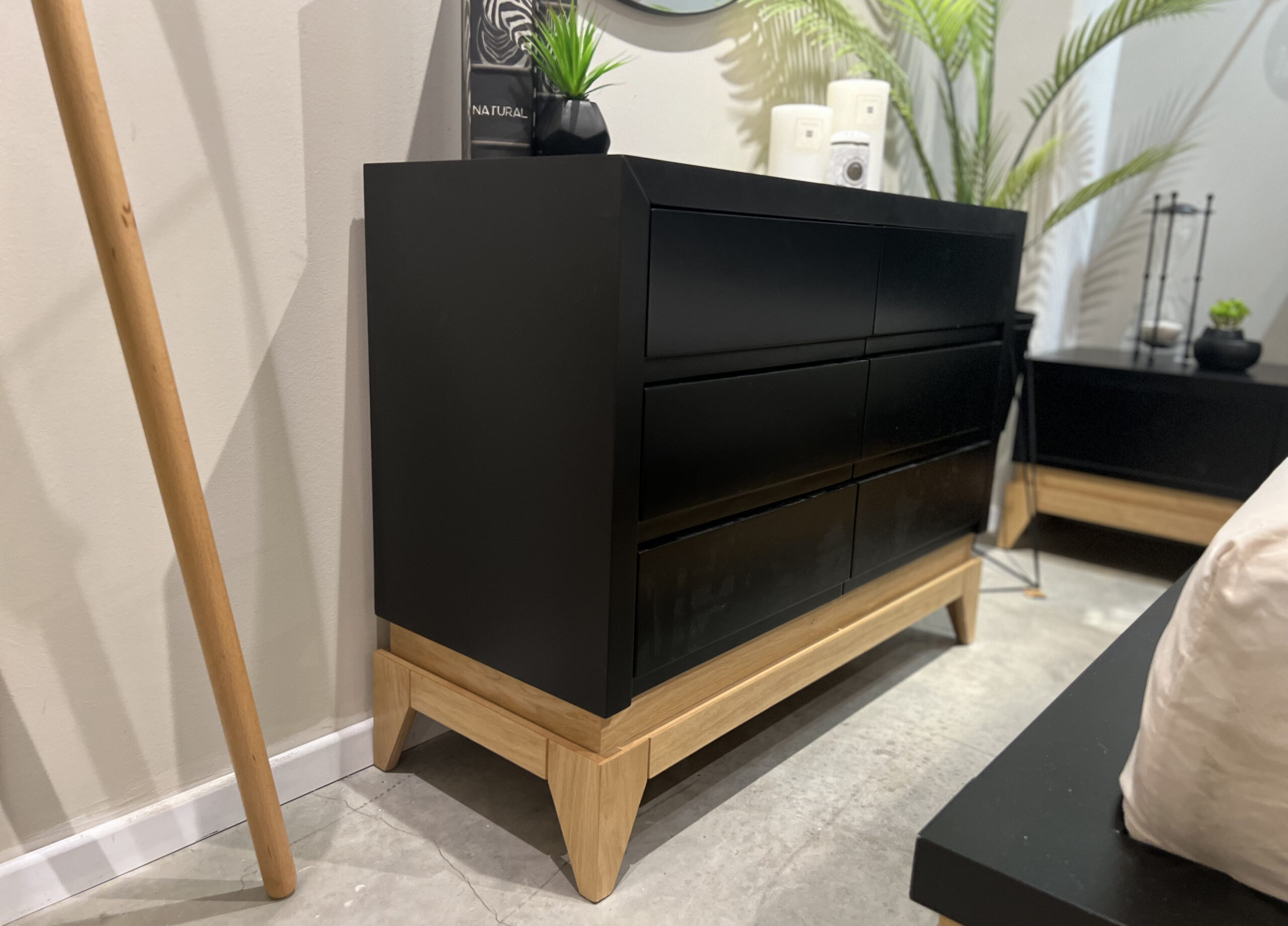 קומודה דגם לוצ'י