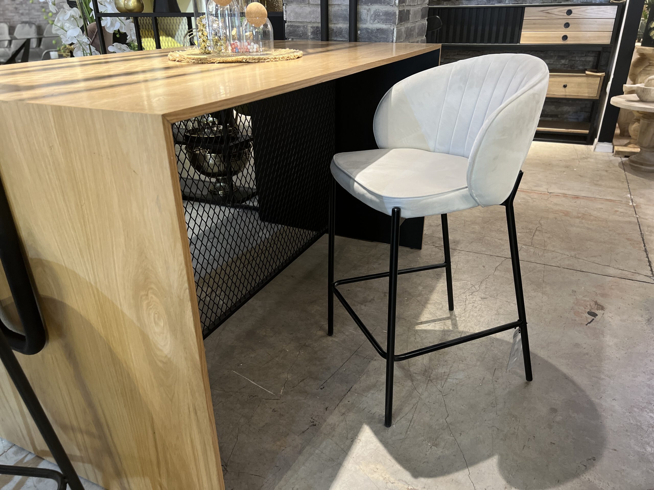 כיסא בר דגם 064 שמנת כיסא בר דגם 064 שמנת