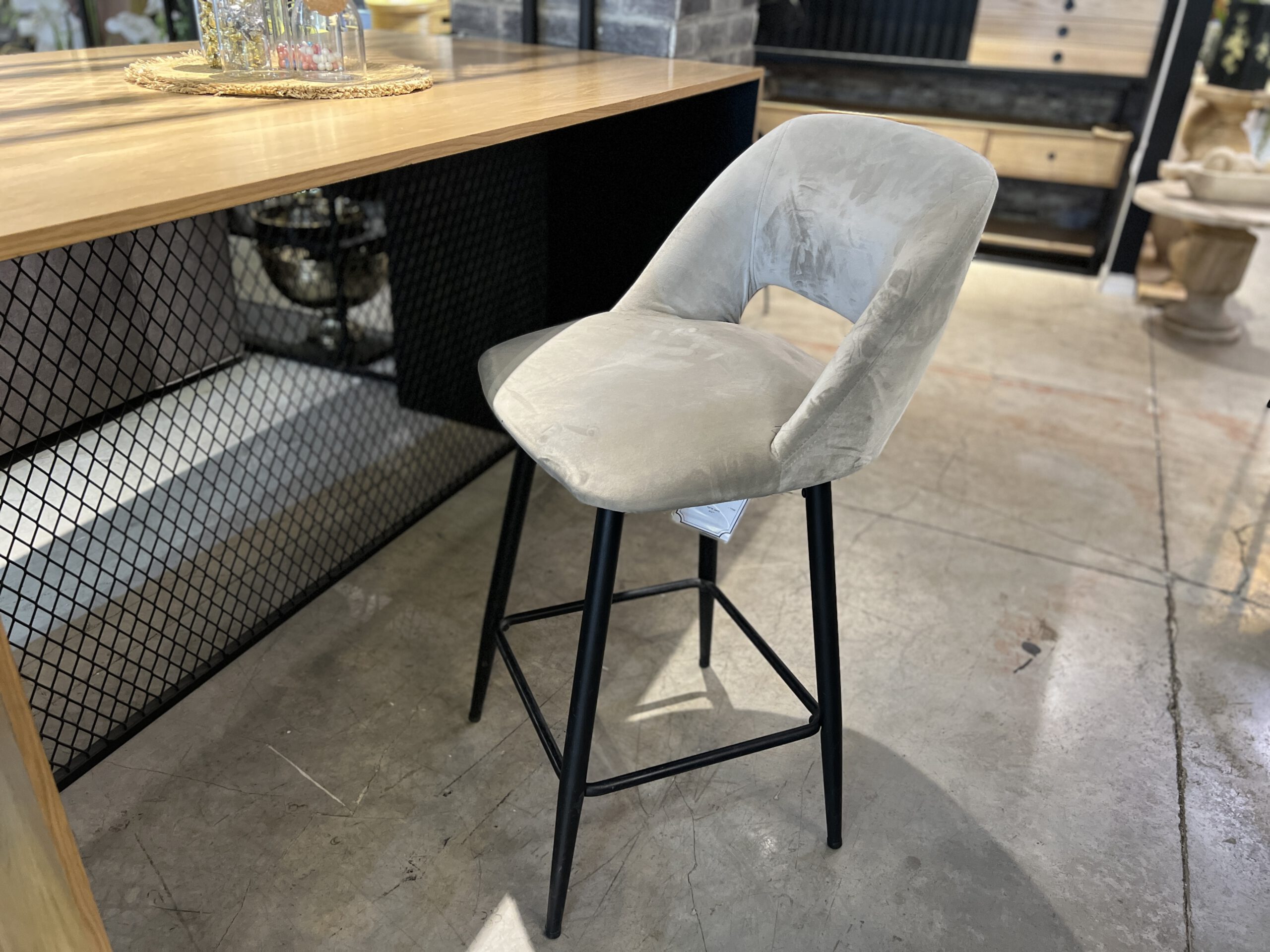 כיסא בר דגם ג'ון כיסא בר דגם ג'ון