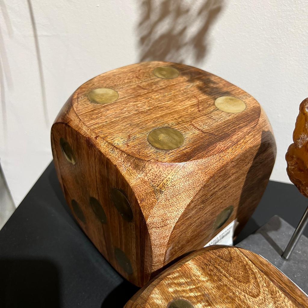 קוביית עץ קוביית עץ