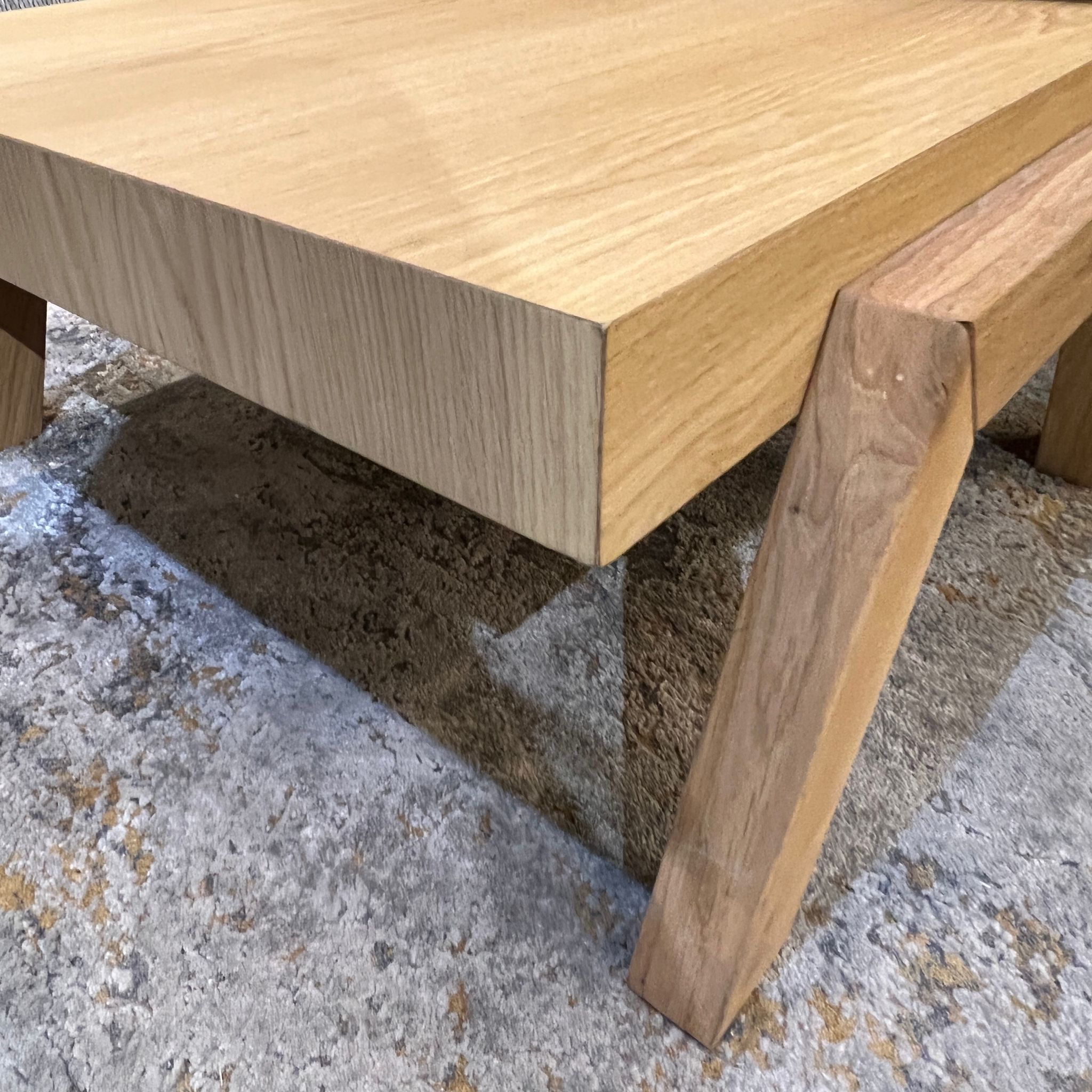 סט שולחנות דגם ארמן סט שולחנות דגם ארמן