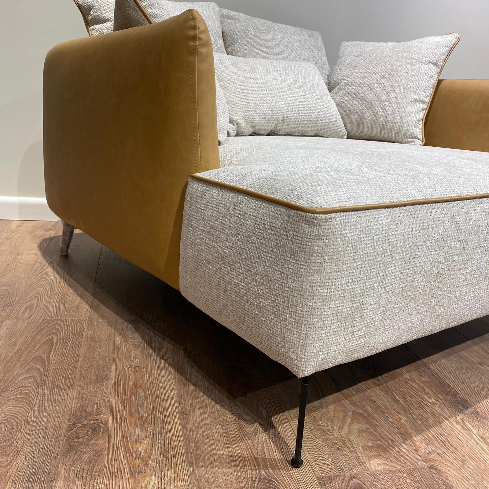 כורסא לאב סיט מפנקת דגם מדריד כורסא לאב סיט מפנקת דגם מדריד