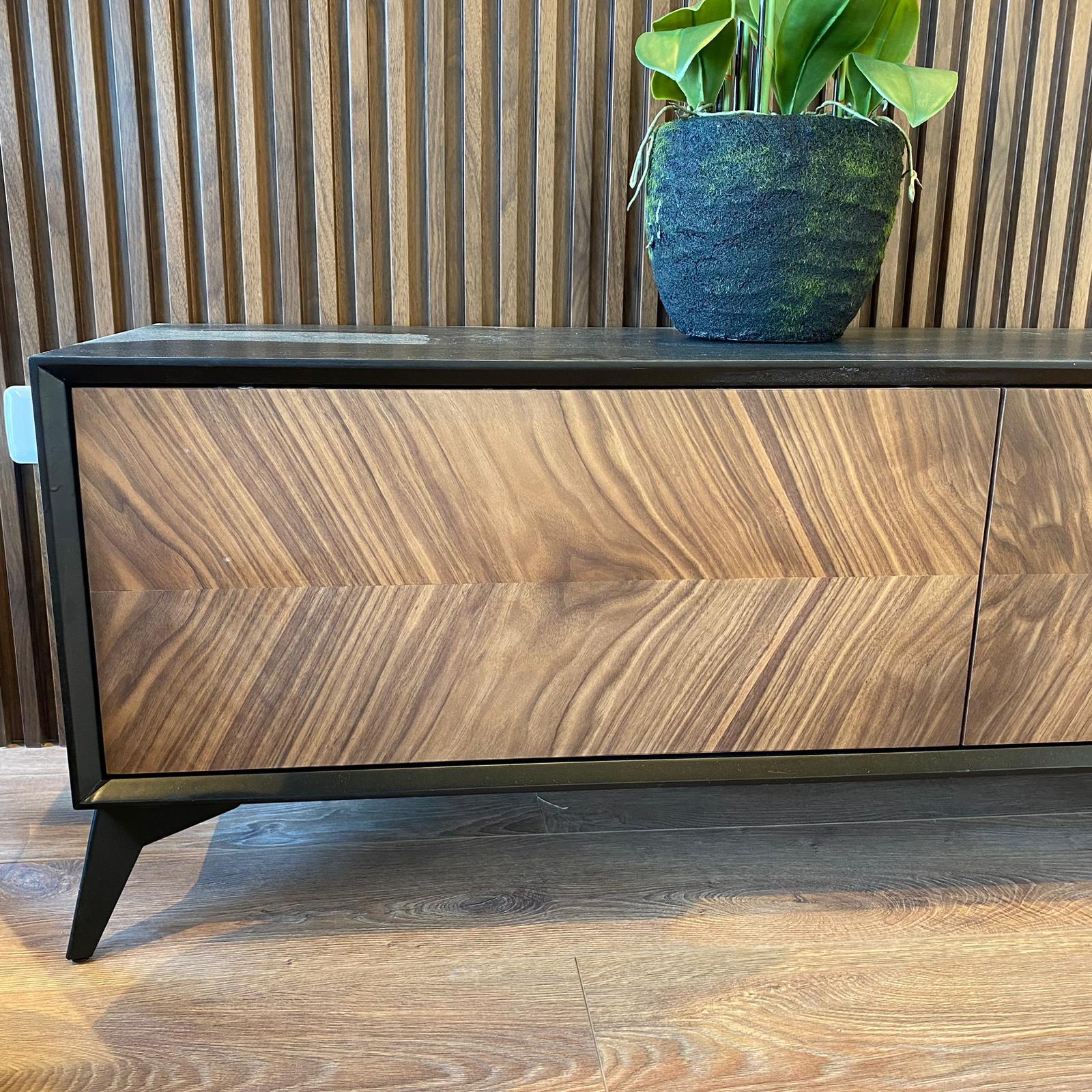 מזנון מעוצב דגם טנזניה | בעיצוב אישי מזנון מעוצב דגם טנזניה | בעיצוב אישי