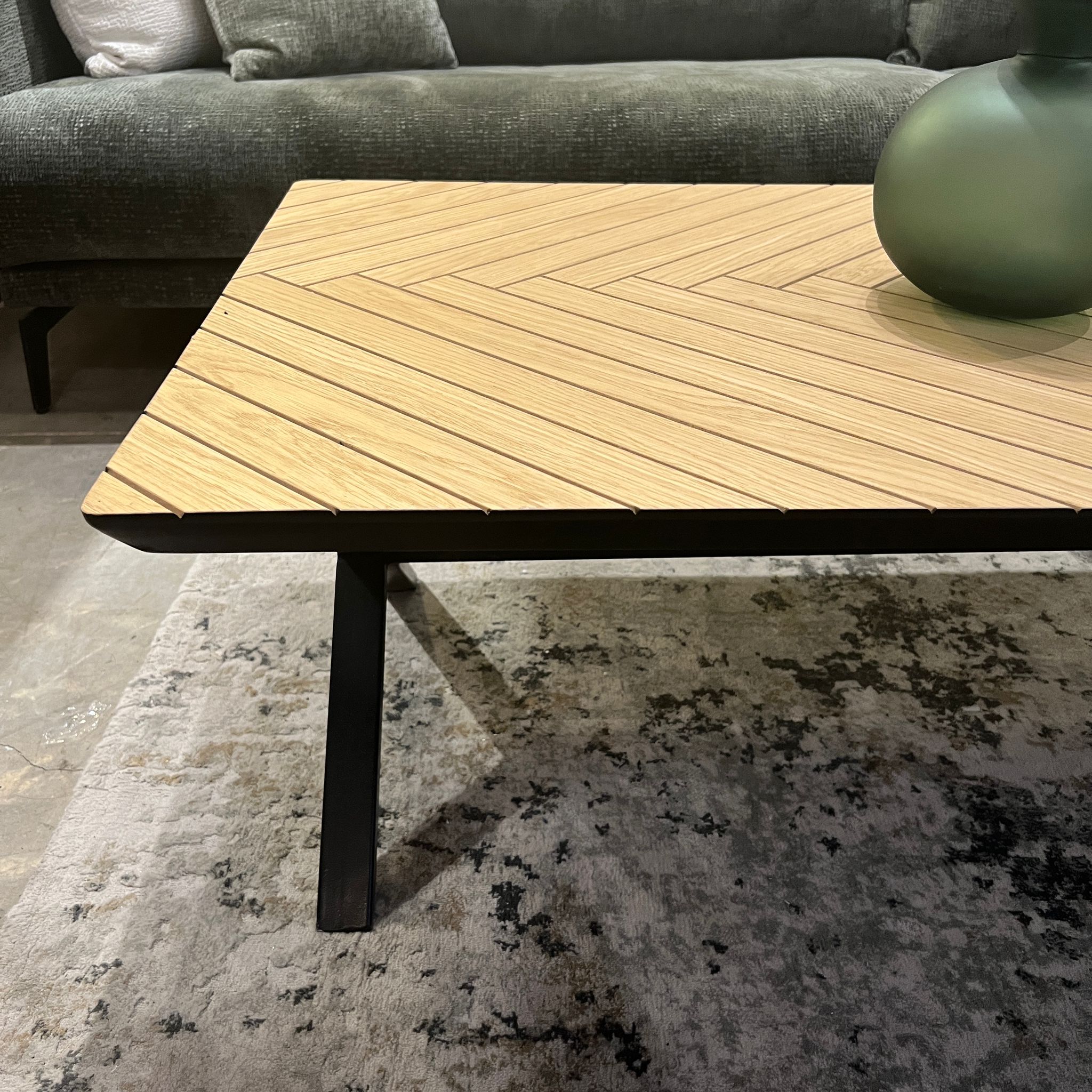 שולחן סלון דגם פישבונד שולחן סלון דגם פישבונד