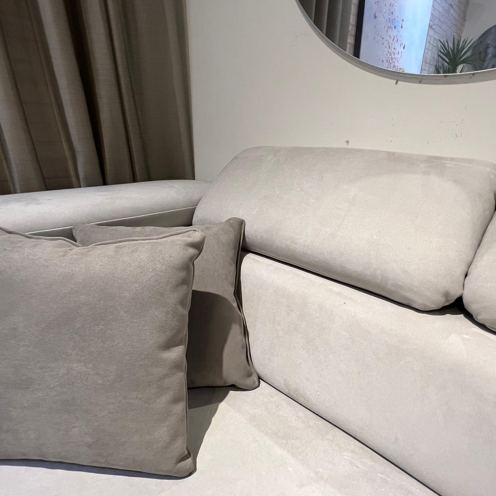 ספה עם שזלונג לסלון דגם מילאנו ספה עם שזלונג לסלון דגם מילאנו