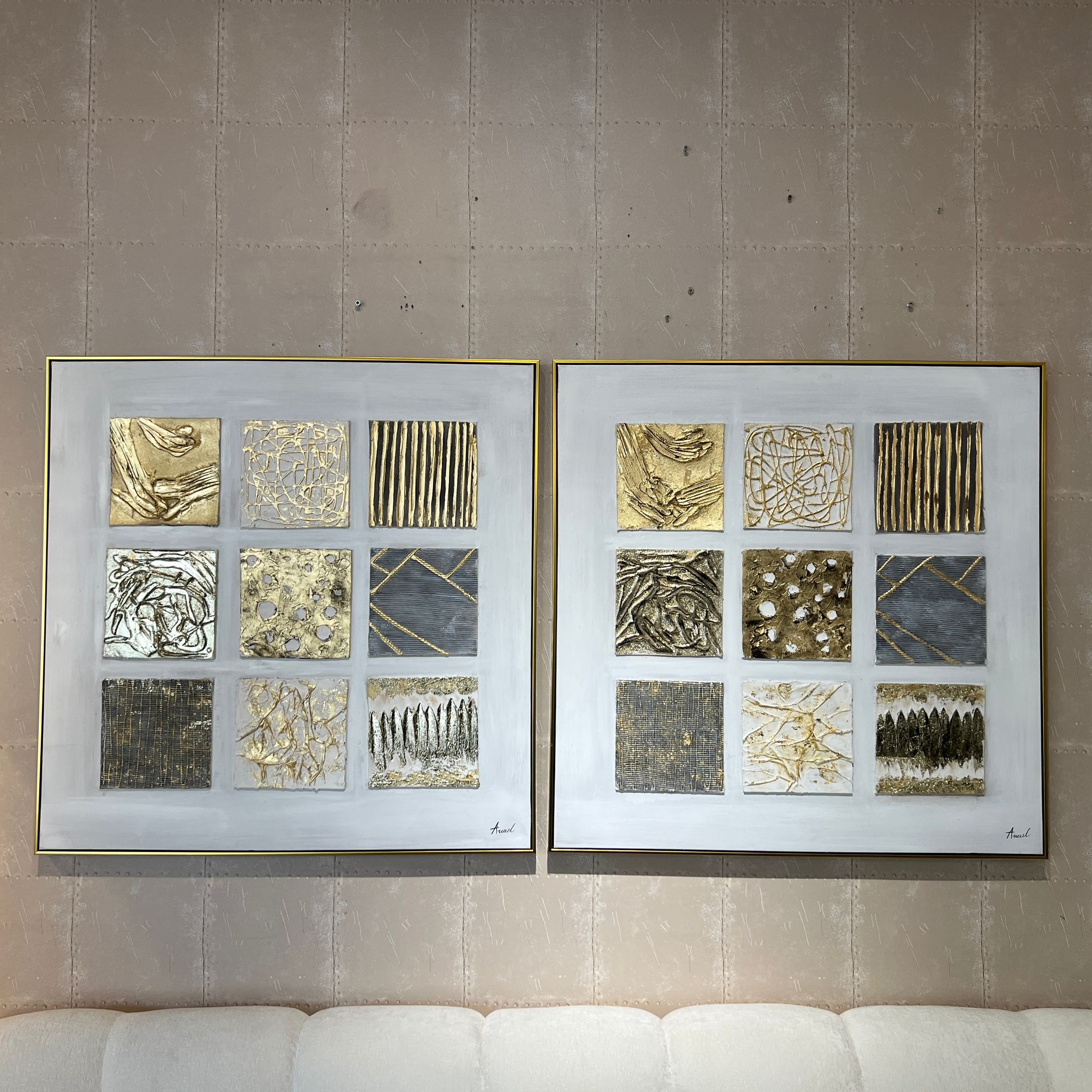 תמונת שמן המחולקת לריבועים עם מסגרת