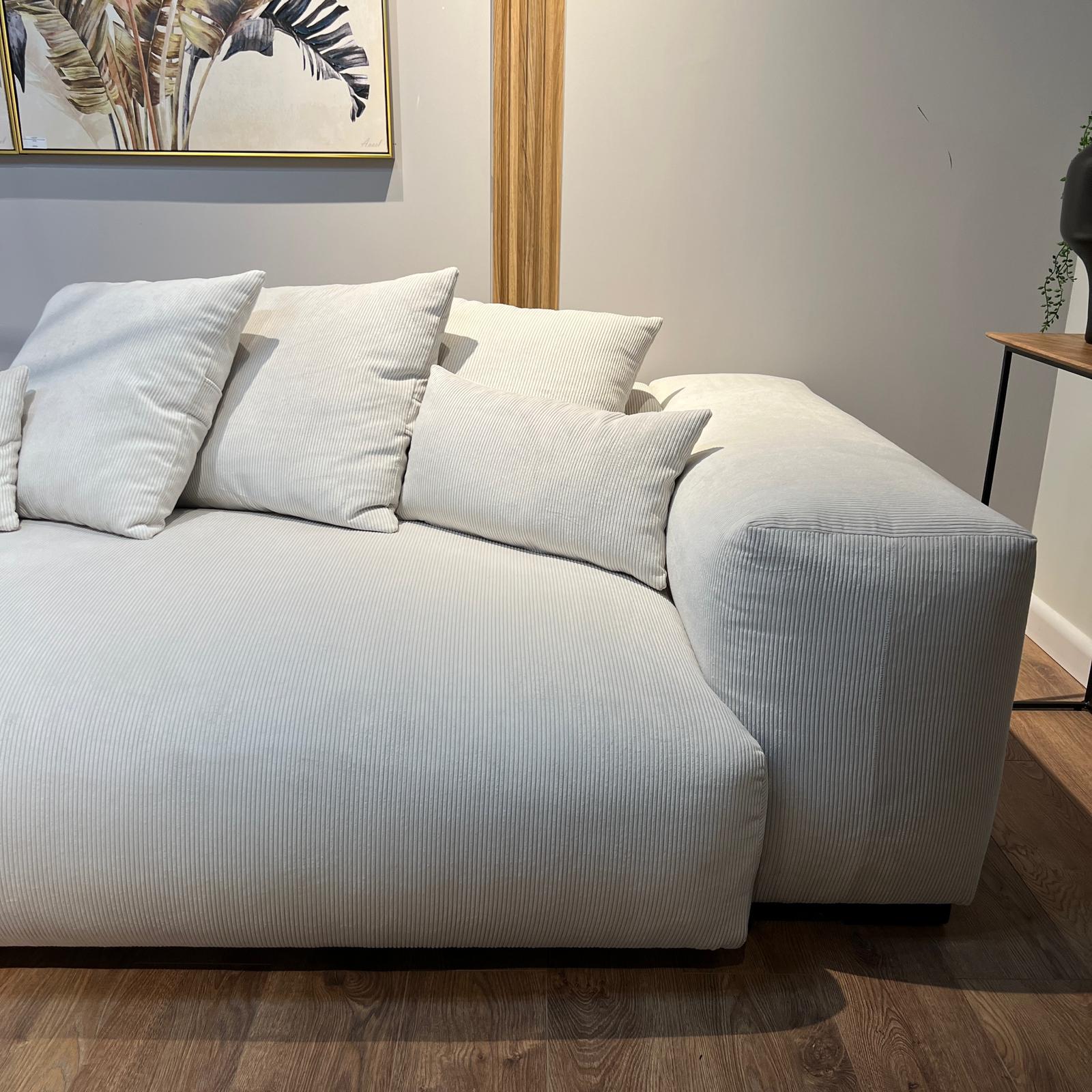 ספה מעוצבת דגם אסטון בעיצוב אישי ספה דגם אסטון