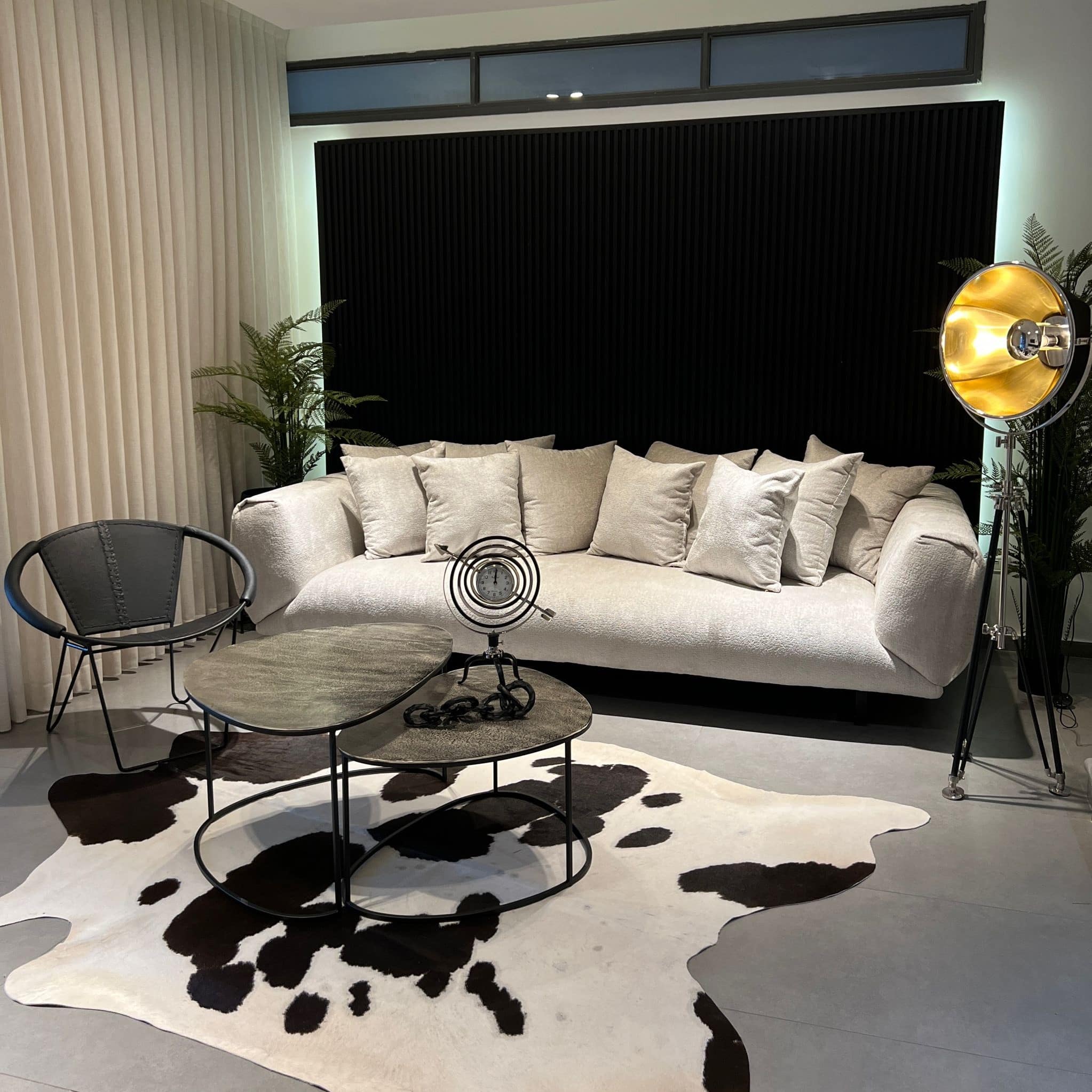 ספה מפנקת דגם פאלקון בעיצוב אישי ספה מפנקת דגם פאלקון בעיצוב אישי