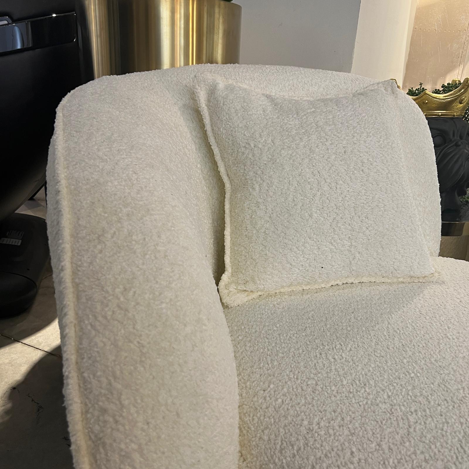 כורסא מעוגלת דגם אדנה