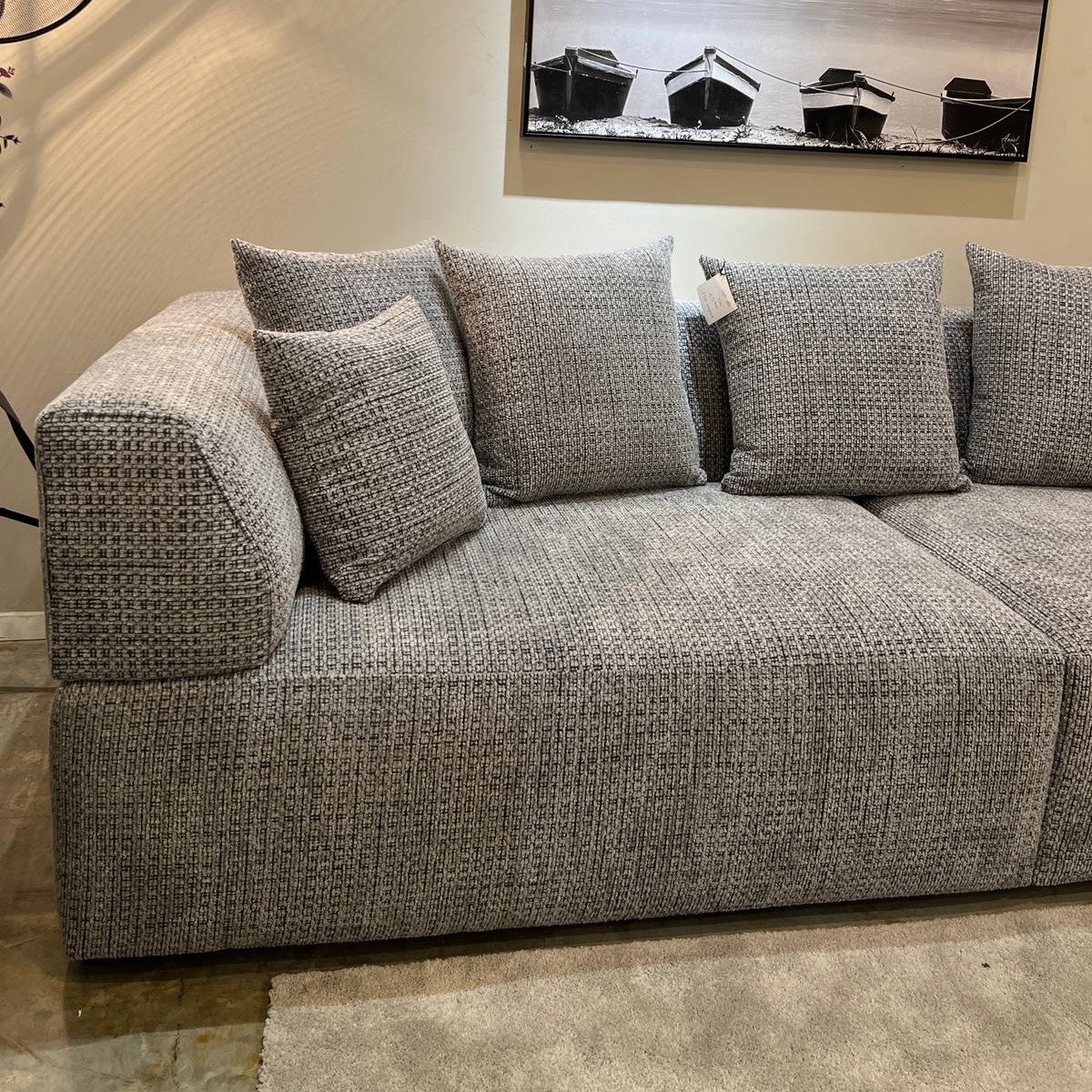 ספה קלאסית ומפנקת דגם איילה ספה קלאסית ומפנקת דגם איילה