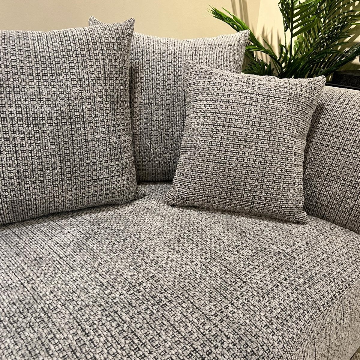 ספה קלאסית ומפנקת דגם איילה ספה קלאסית ומפנקת דגם איילה