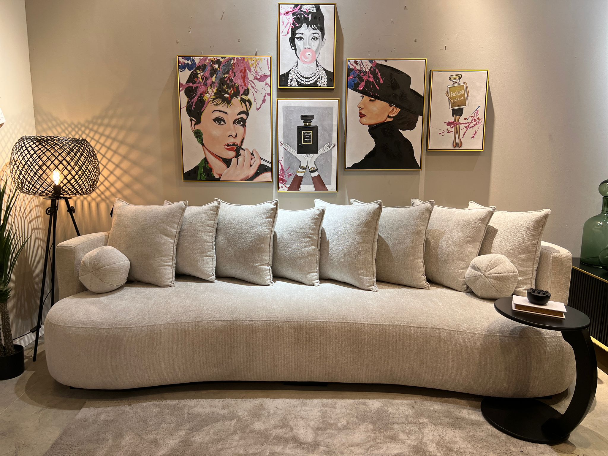 ספה בעיצוב מודרני דגם שרה ספה בעיצוב מודרני דגם שרה