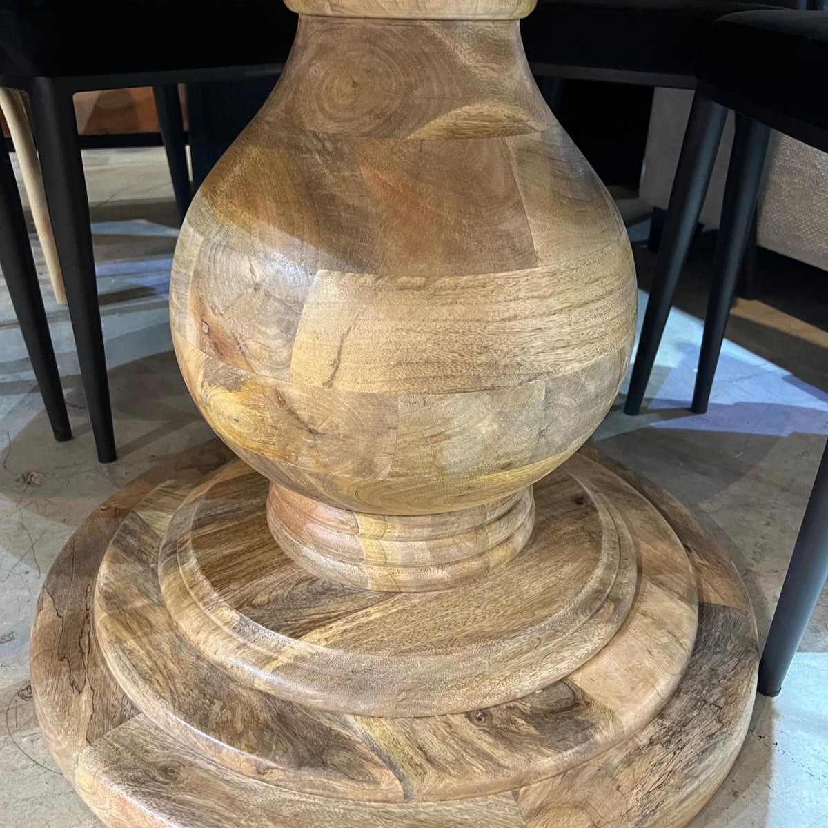 שולחן פינת אוכל עגול דגם אמבסדור שולחן פינת אוכל עגול דגם אמבסדור