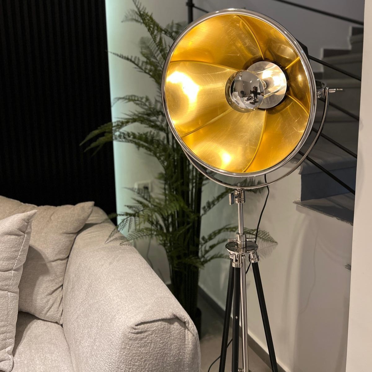 מנורה רצפה סטנד מטריה צלמים שחור ניקל זהב גדולה