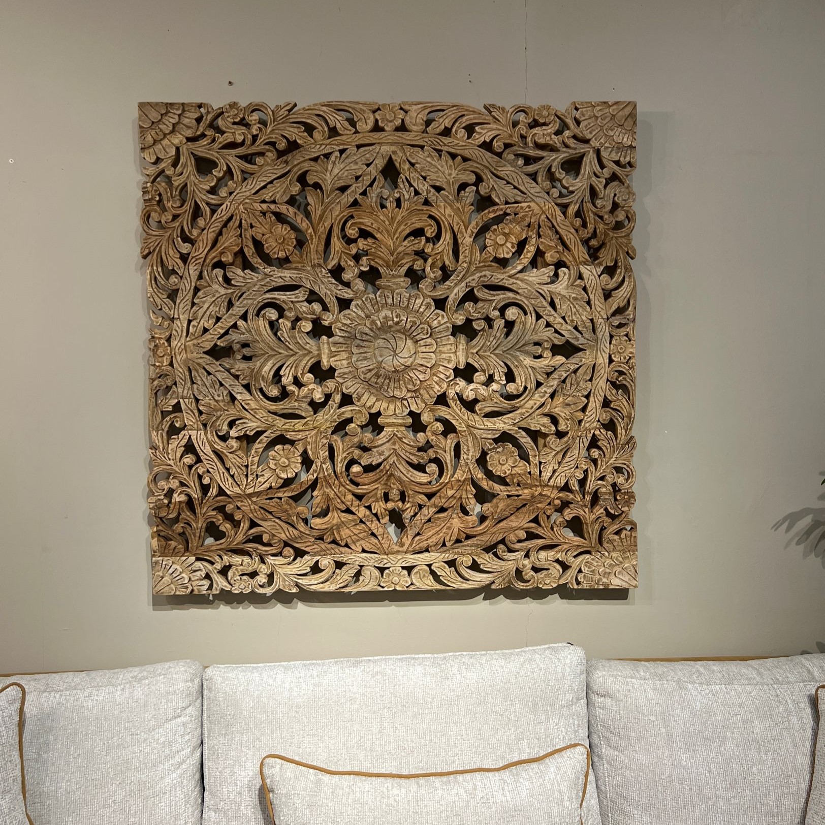 קישוט קיר משרביה עץ דגם אמבסדור קישוט קיר משרביה עץ דגם אמבסדור