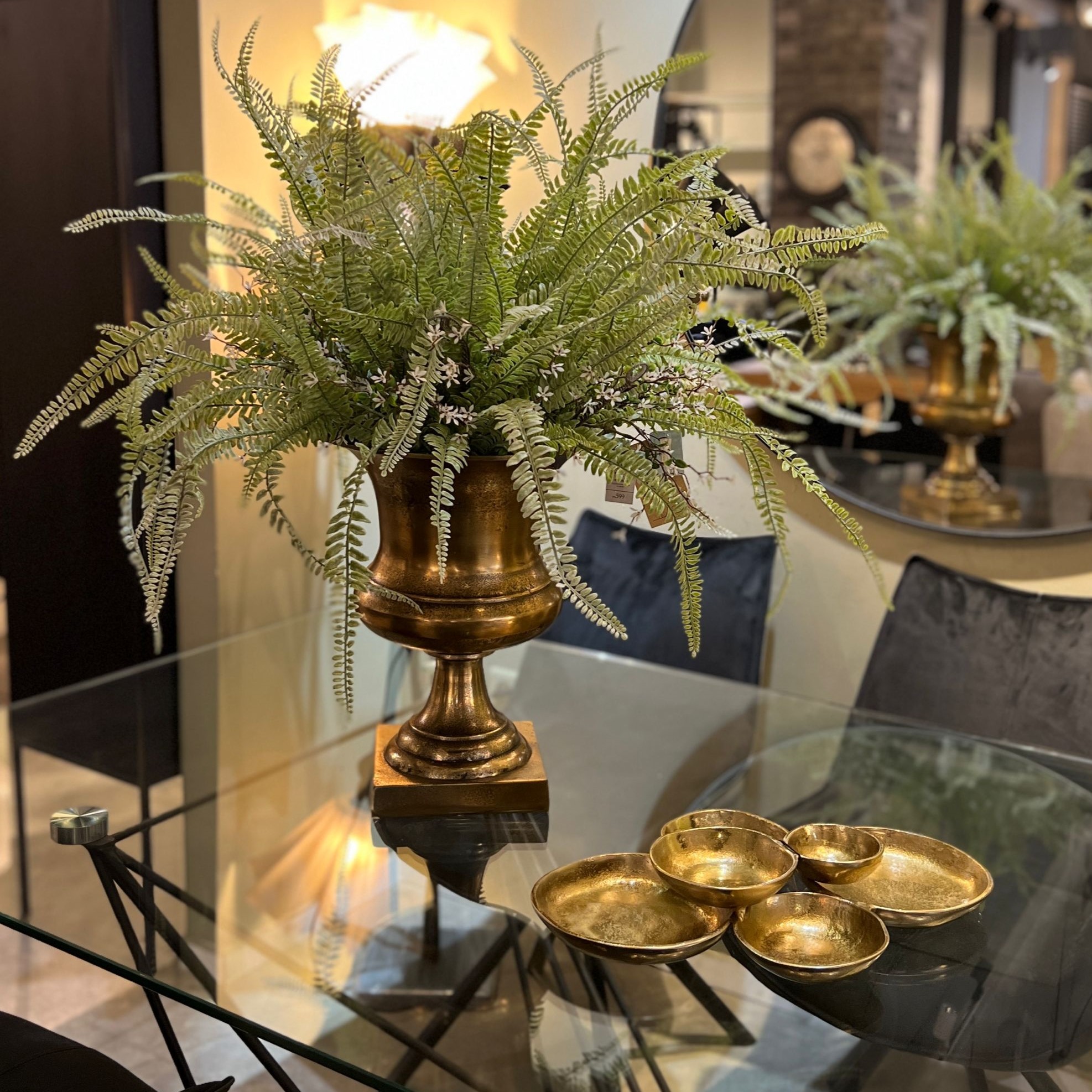 כד גביע ענק מתכת זהב