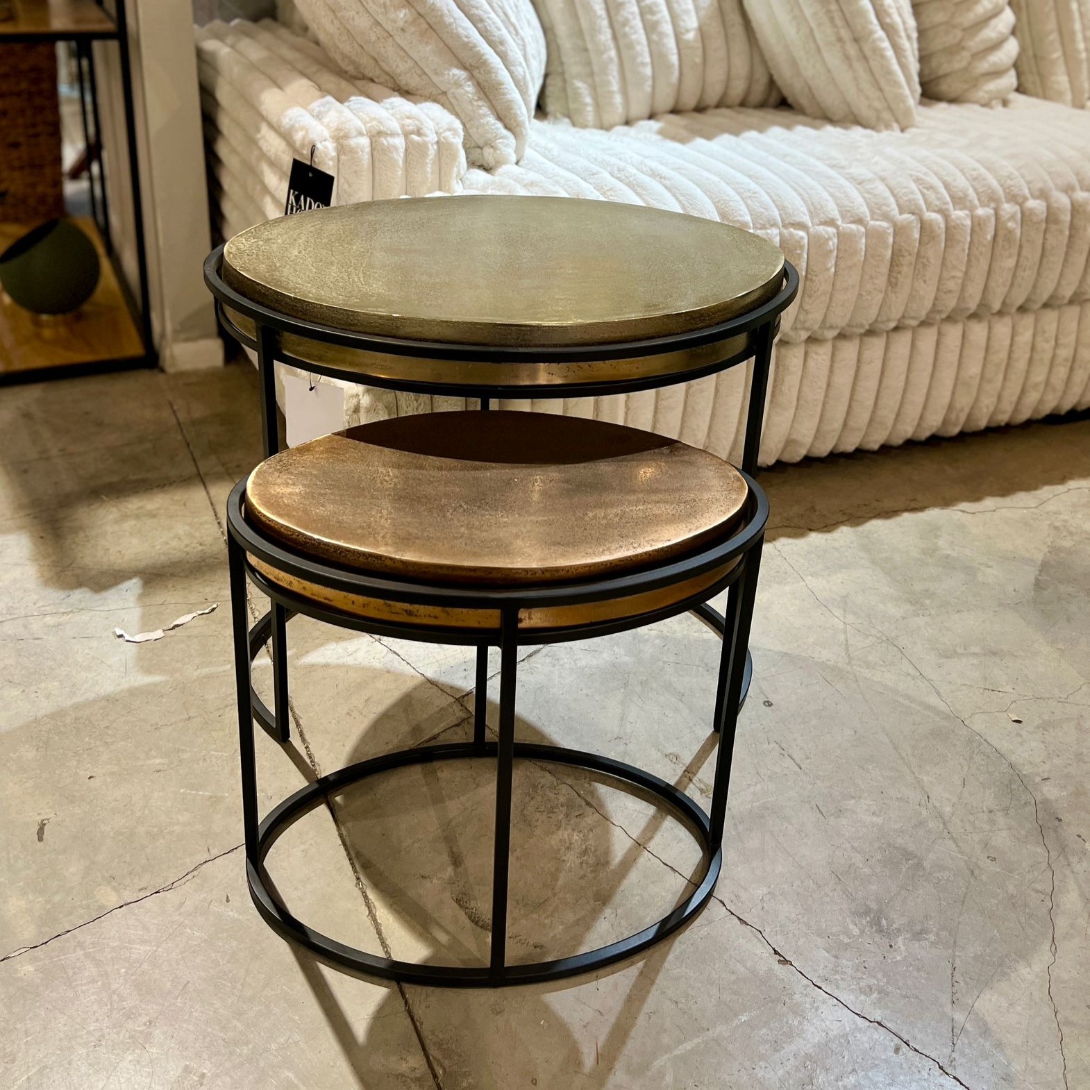 סט שולחנות צד זהב ונחושת דגם רויאל