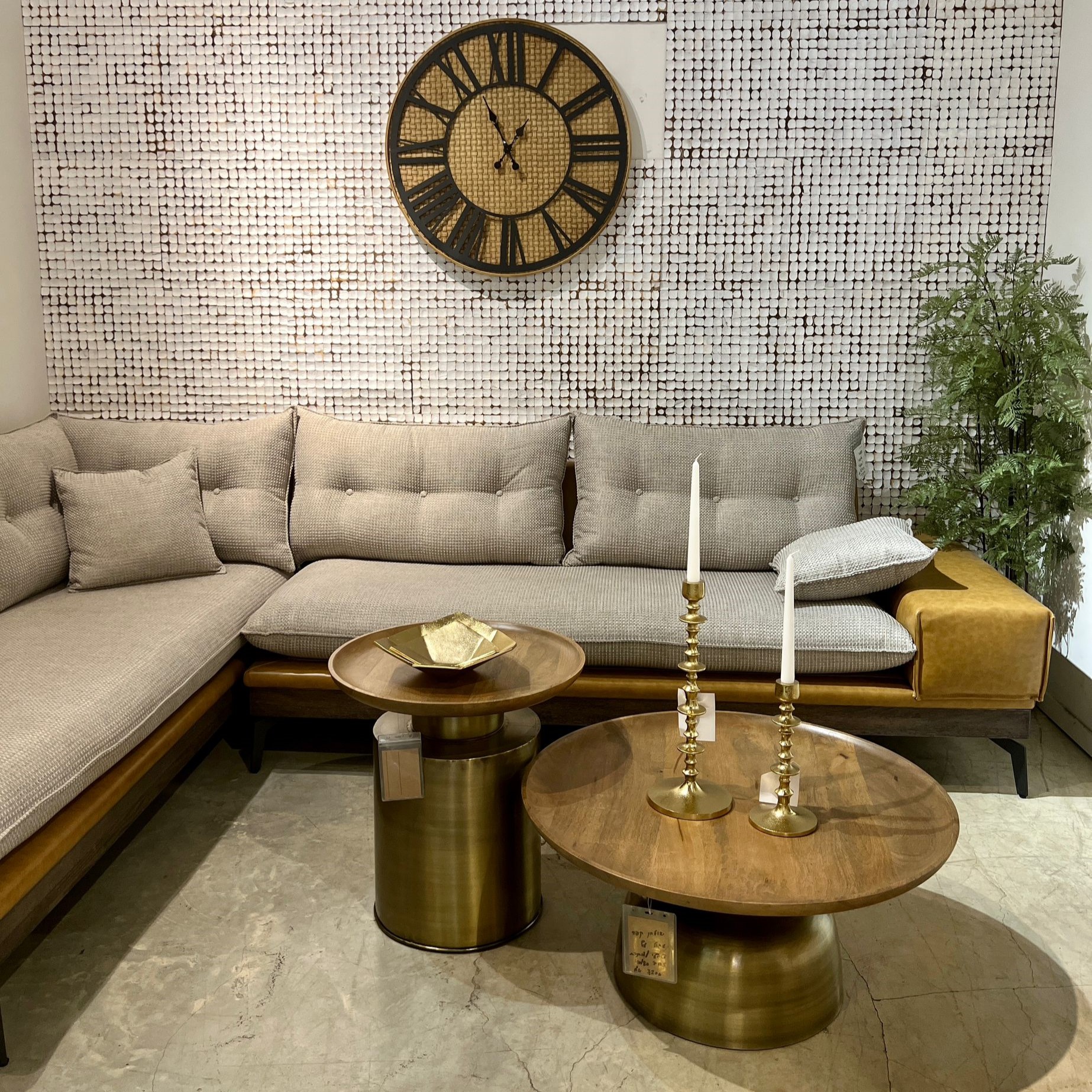 פמוט ברזל פיה צרה זהב פמוט ברזל פיה צרה זהב