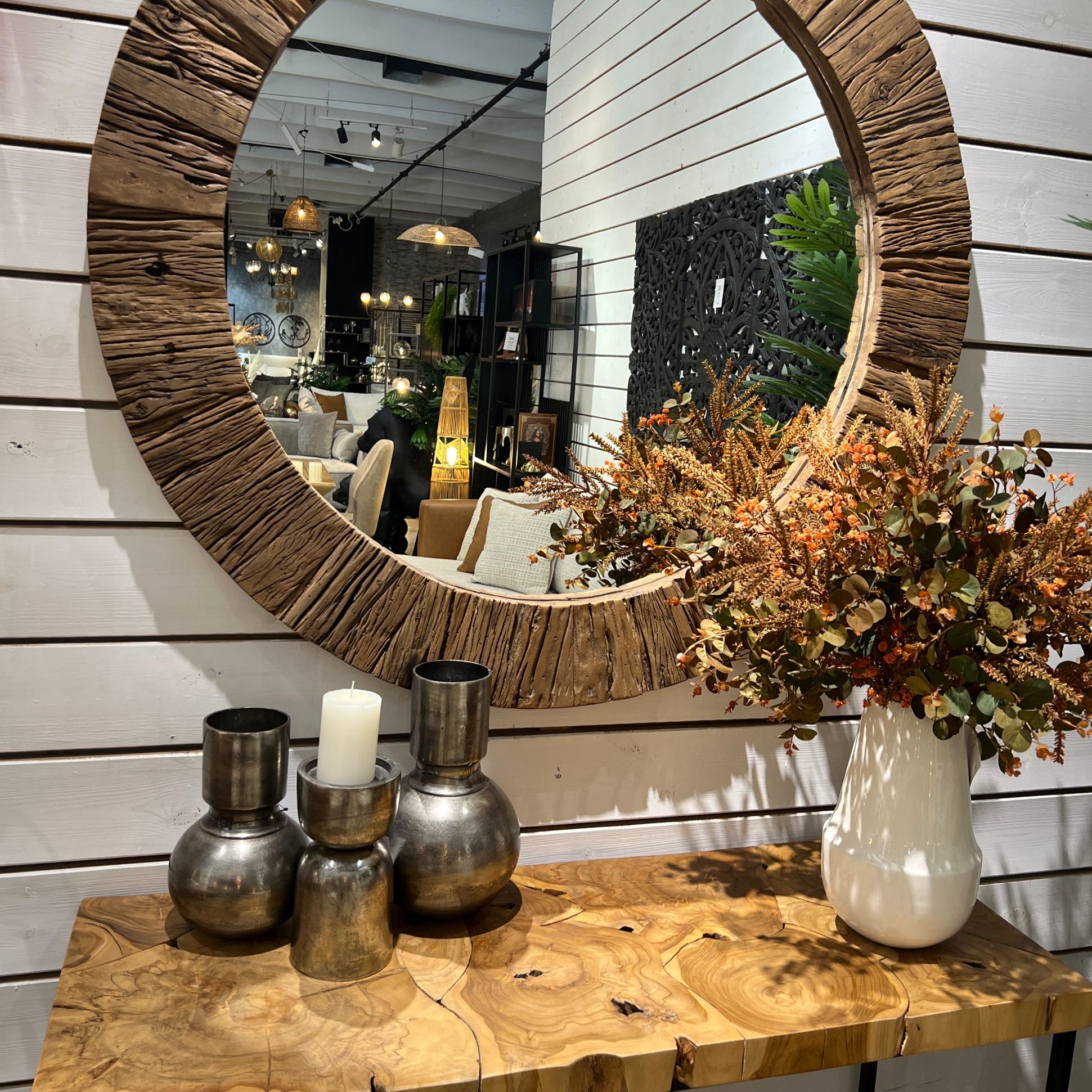 פמוט פיוטר רחב גדול דגם רויאל פמוט פיוטר רחב גדול דגם רויאל