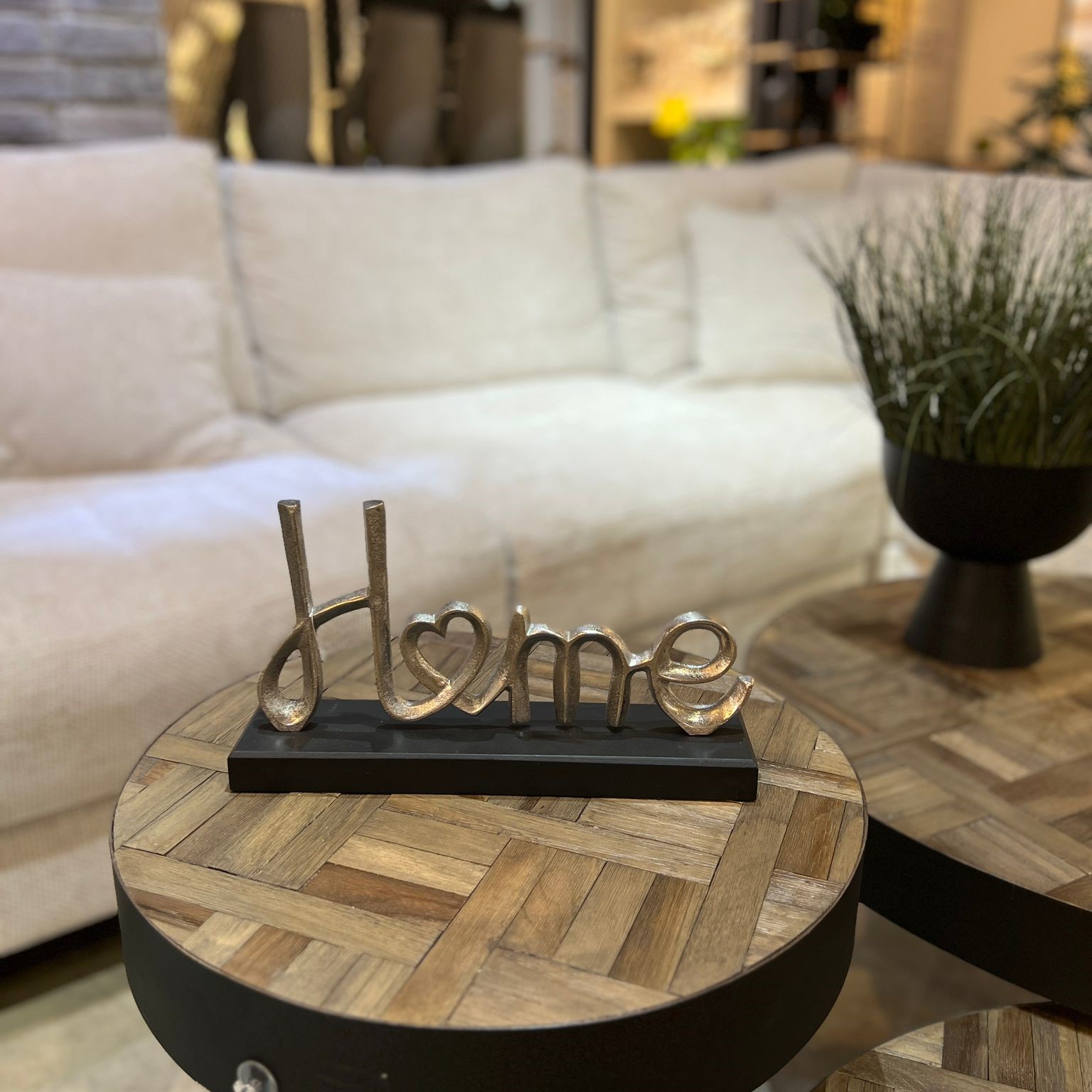 פסל HOME מעוצב כסף דגם רויאל