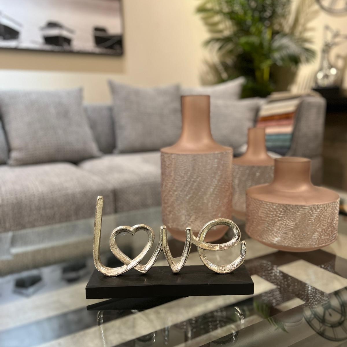 פסל LOVE כסף מעוצב דגם רויאל פסל LOVE כסף מעוצב דגם רויאל