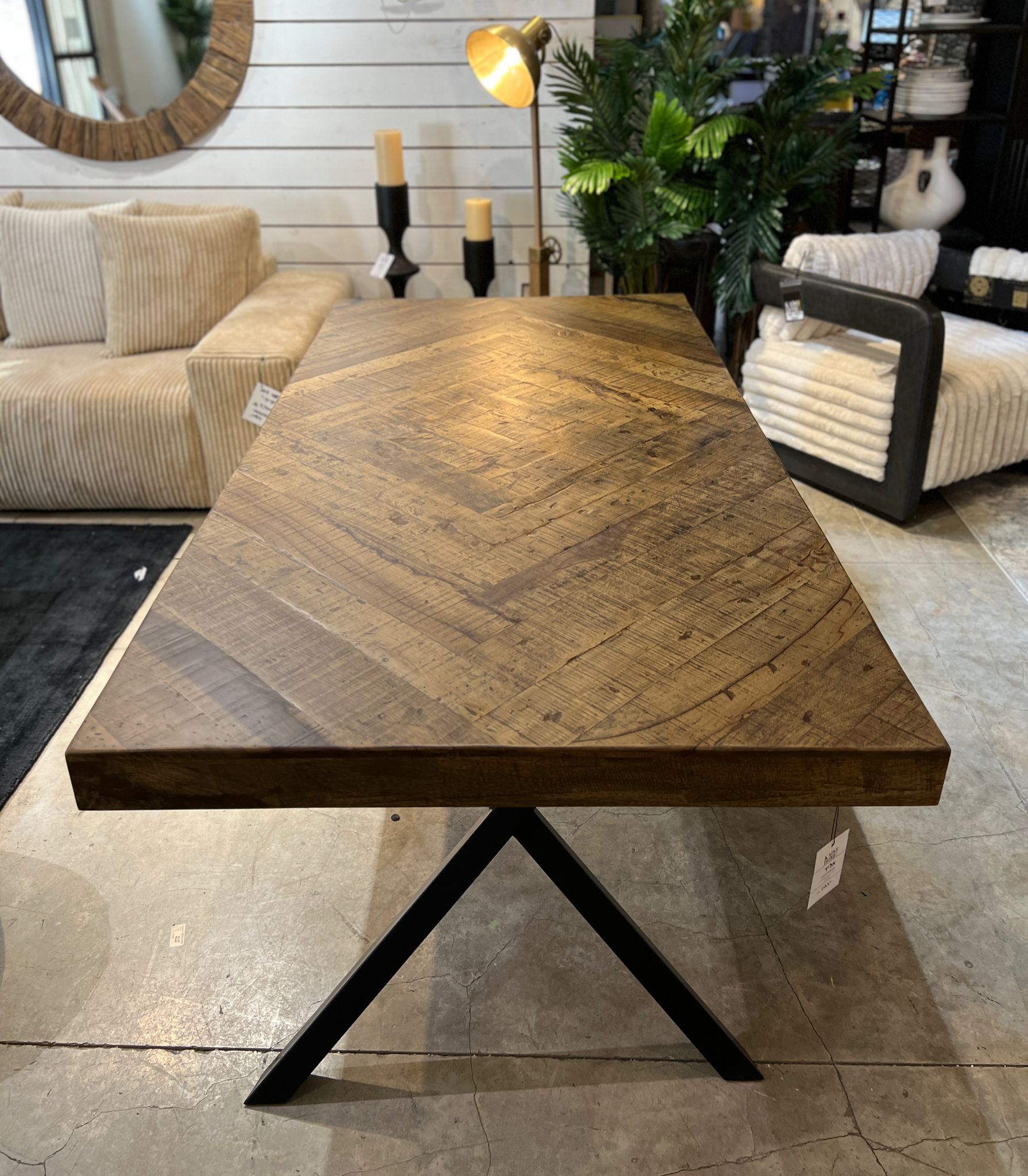 שולחן אוכל עץ מלבני מעויין דגם דאלי-אחרון SALE שולחן עץ מלבני