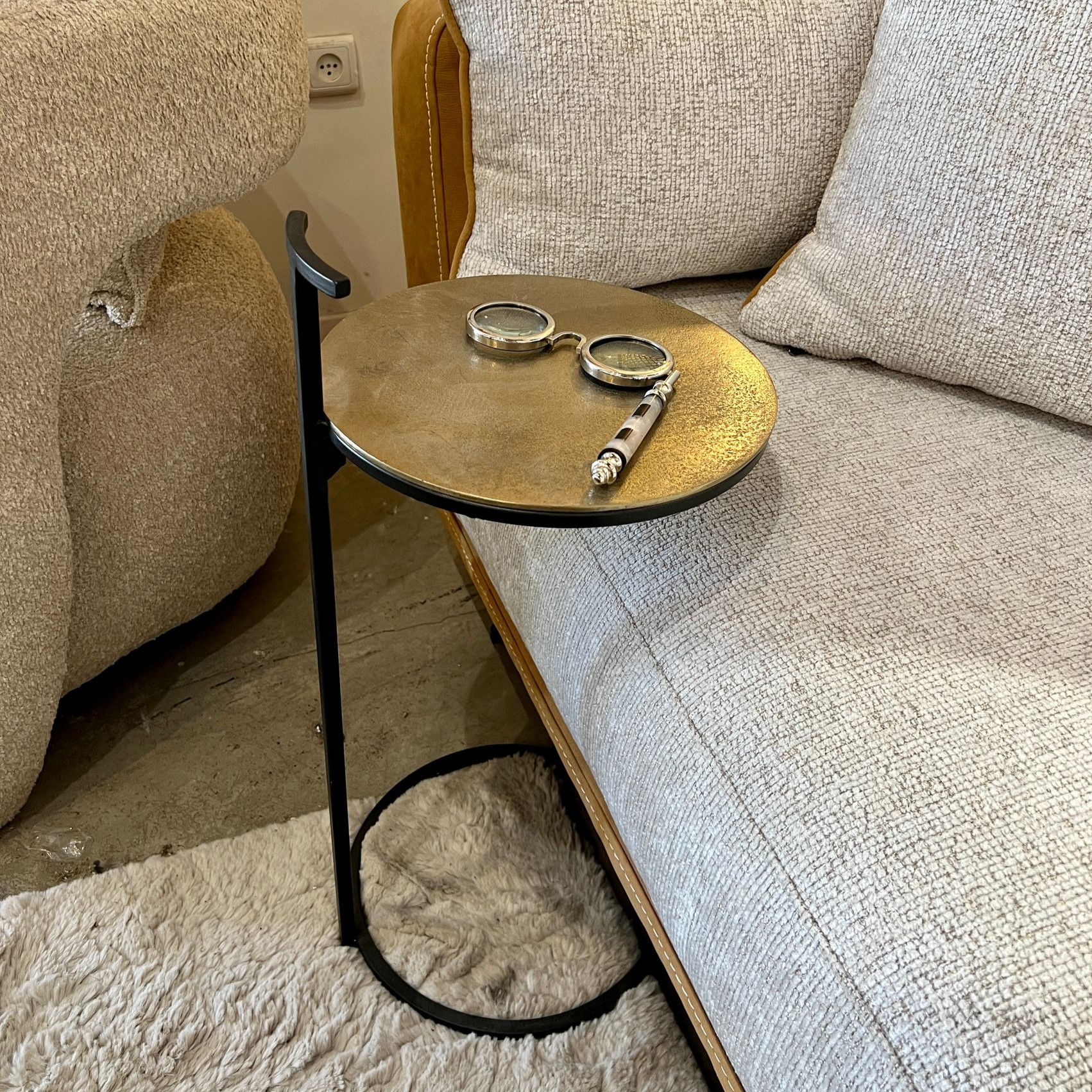 משקפי מגדלת ידית שנהב דגם מטריקס משקפי מגדלת ידית שנהב דגם מטריקס