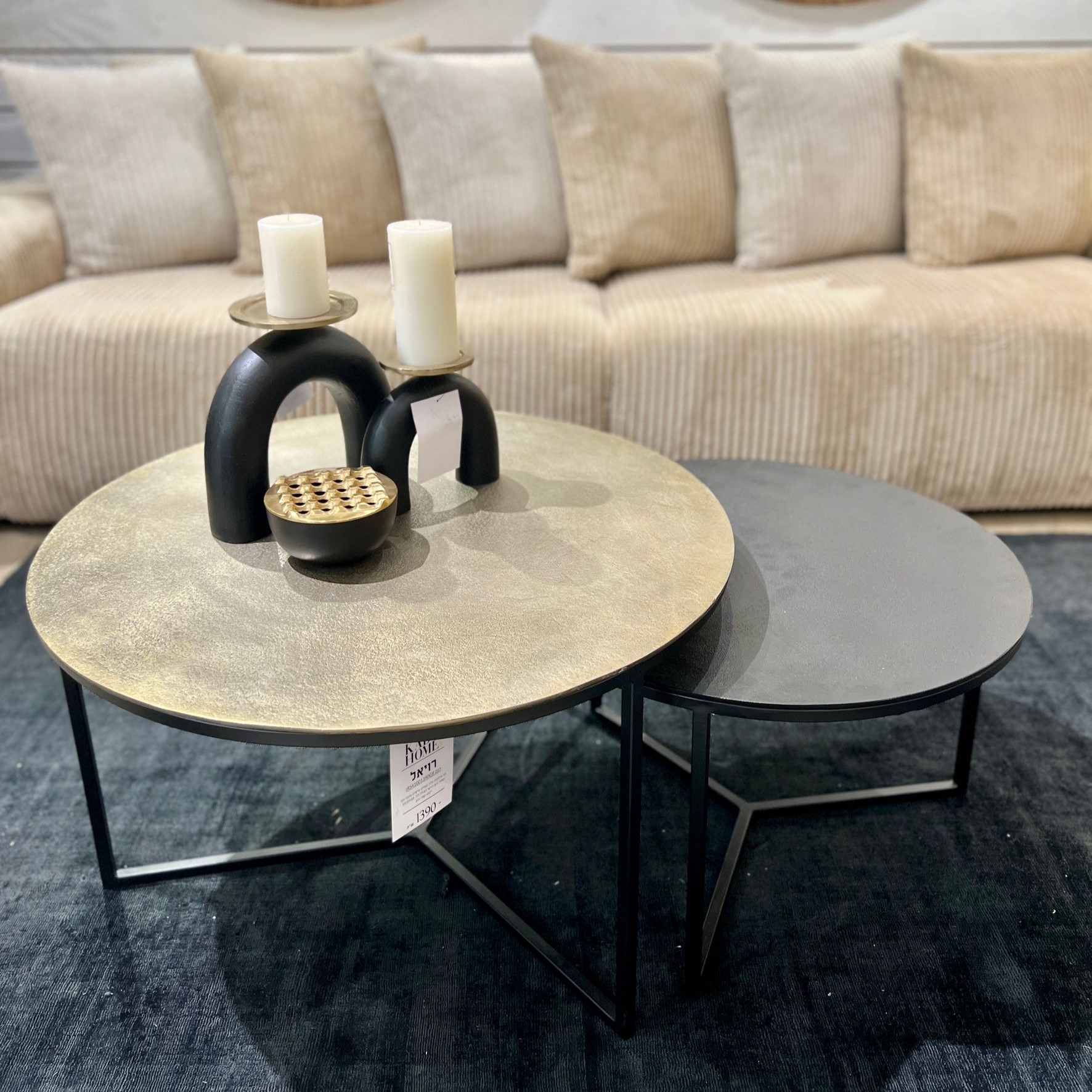 סט שולחנות סלון עגולים מרצדס מתכת זהב ושחור סט שולחנות סלון עגולים מרצדס מתכת זהב ושחור