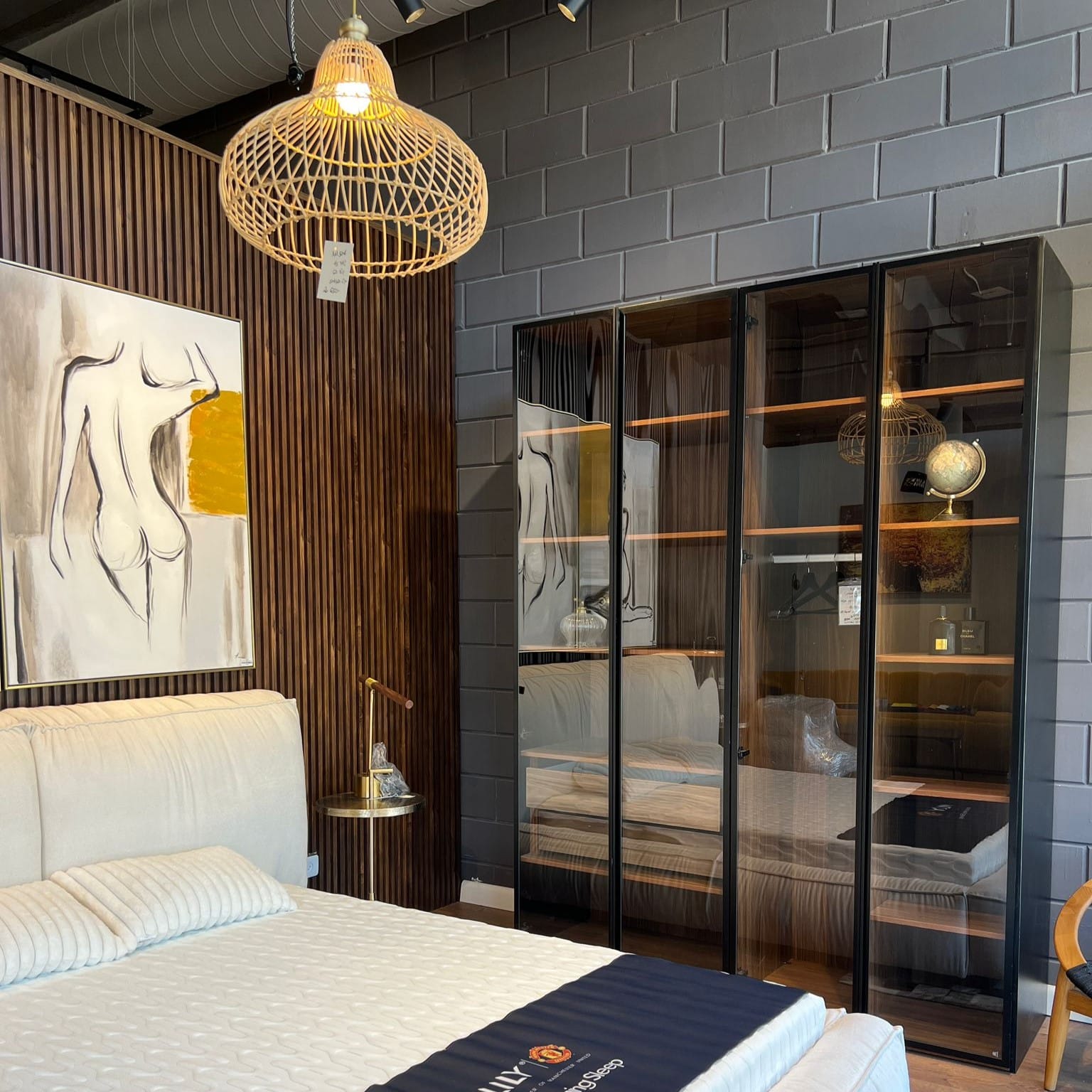 ארון דגם אנג'ל בעיצוב אישי ארון דגם אנג'ל בעיצוב אישי