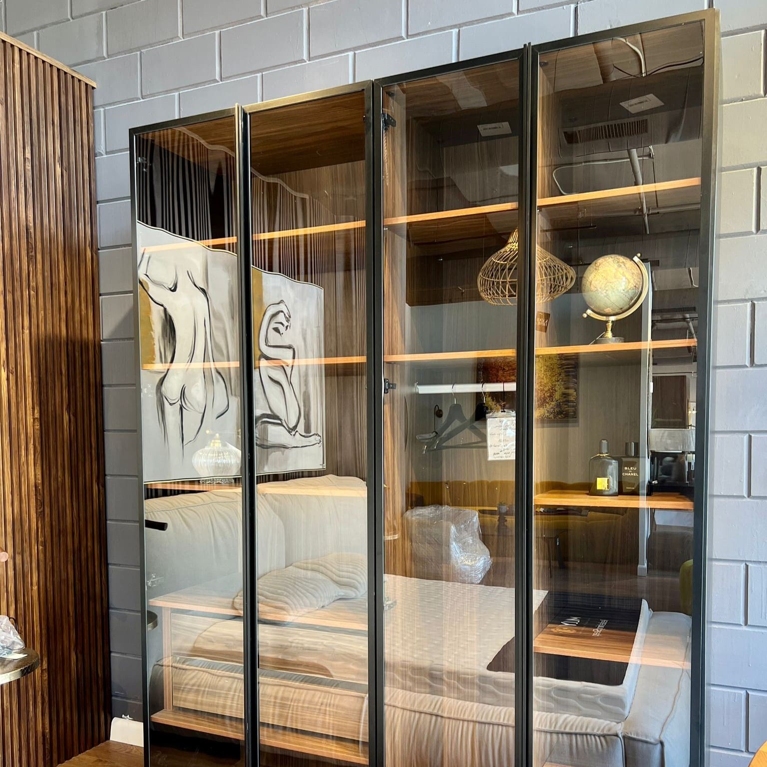 ארון דגם אנג'ל בעיצוב אישי ארון דגם אנג'ל בעיצוב אישי