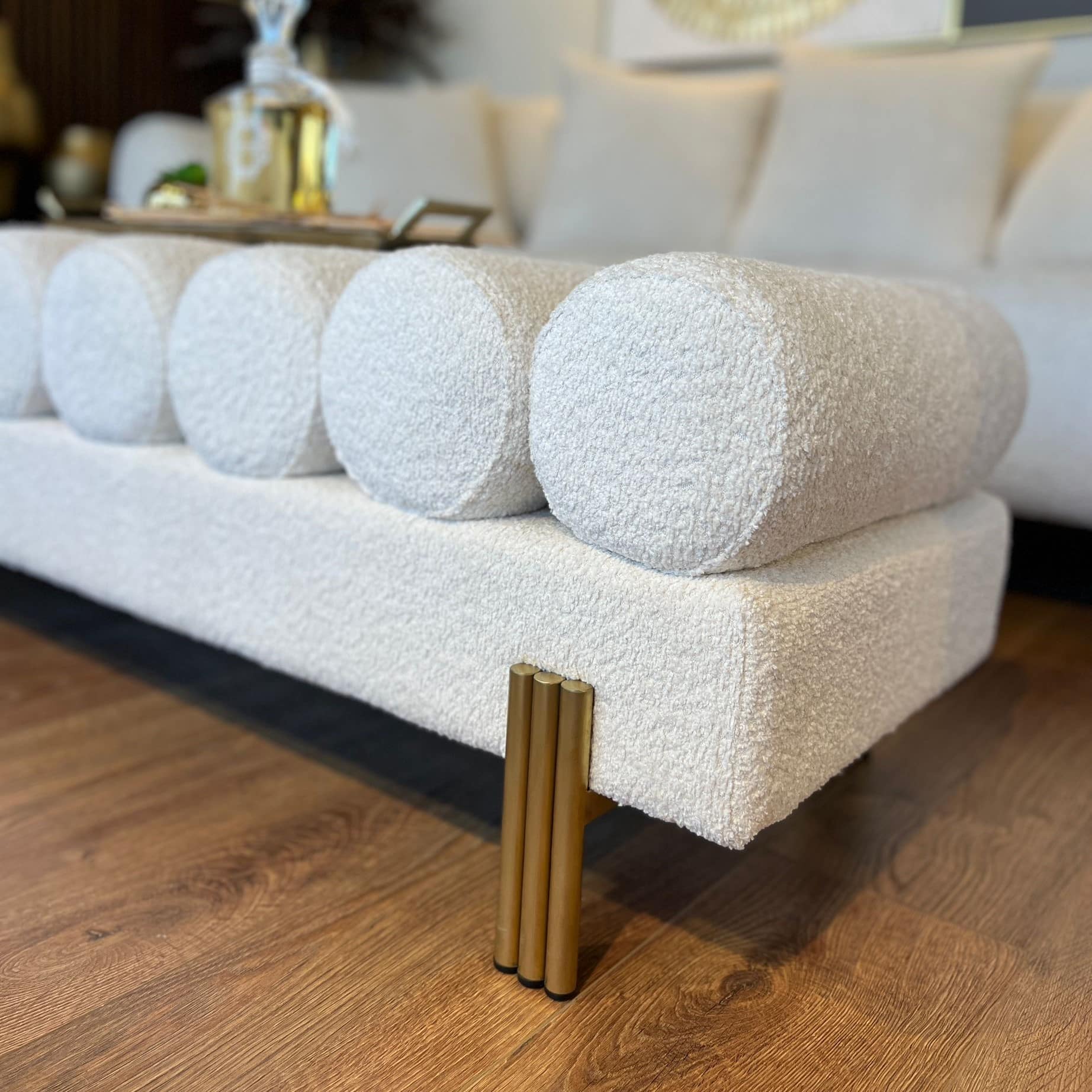 הדום דגם בלה ויויאן הדום דגם בלה ויויאן