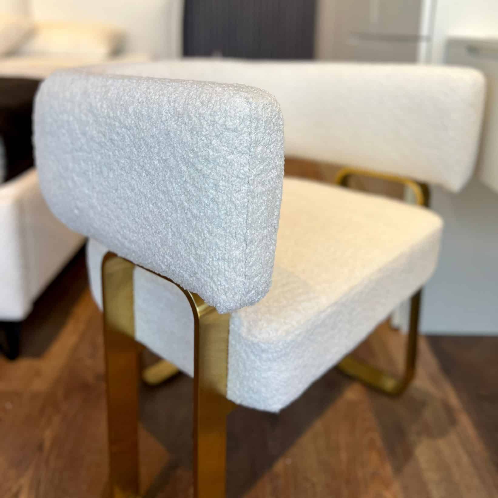 כורסא דגם ויויאן