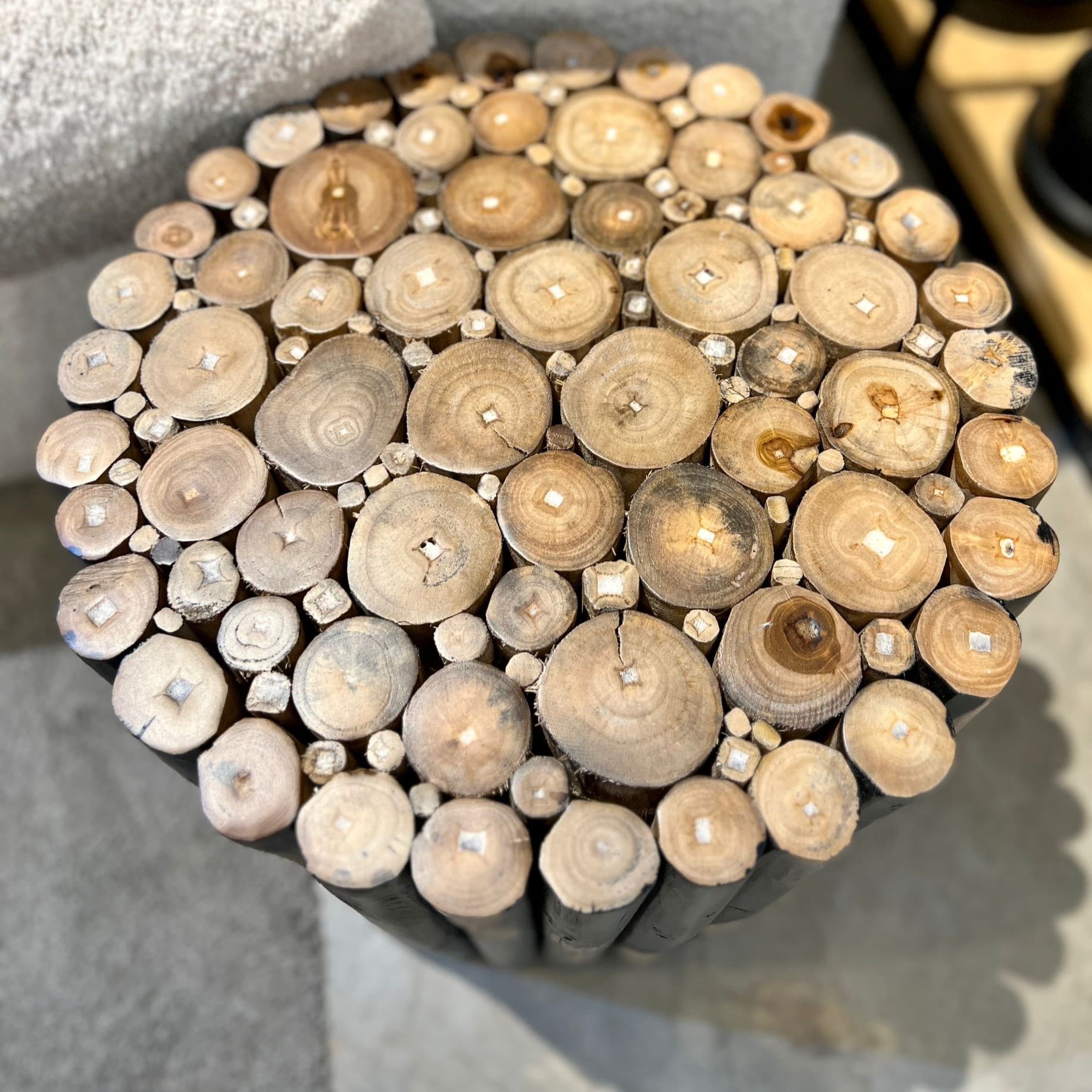 שולחן צד מעמד מעץ טיק צבע שחור דגם רוס שולחן צד מעמד מעץ טיק צבע שחור דגם רוס