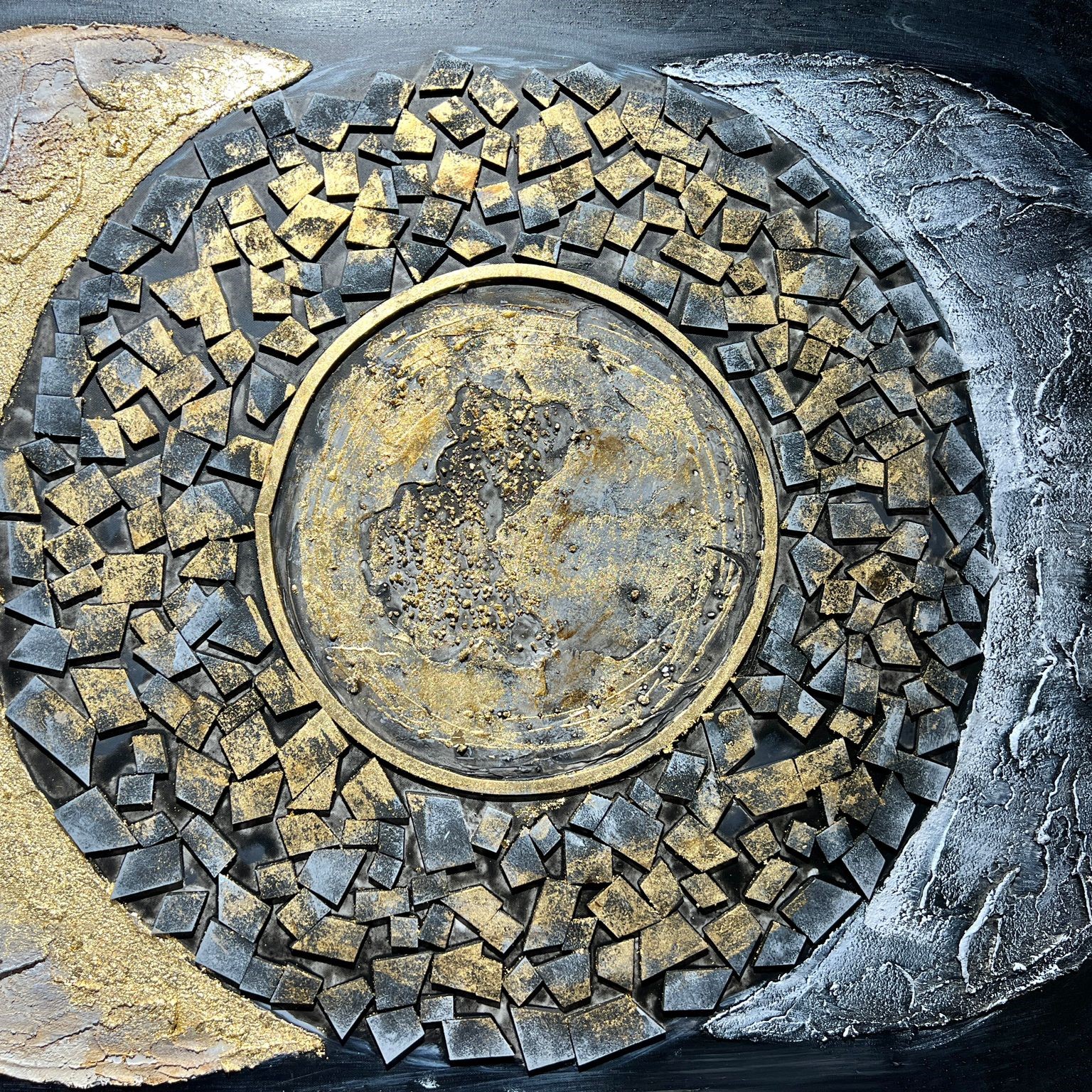 תמונה שמן אנאל רקע שחור ו3 עיגולים בשילוב הדפסה עם מסגרת 90/120 תמונה שמן אנאל רקע שחור ו3 עיגולים בשילוב הדפסה עם מסגרת 90/120