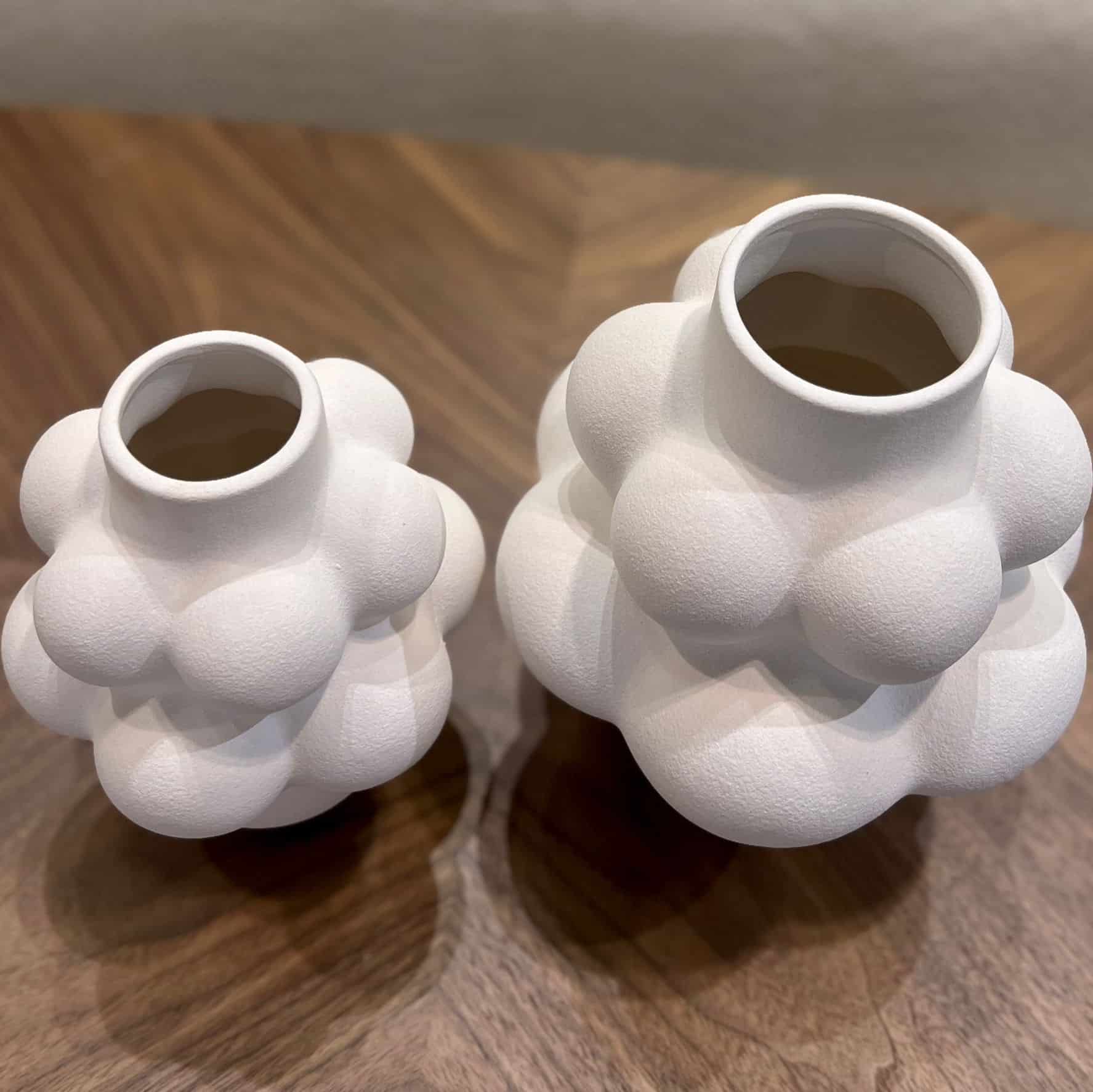 כד קרמיקה לבן בליטות עגול דגם איקו