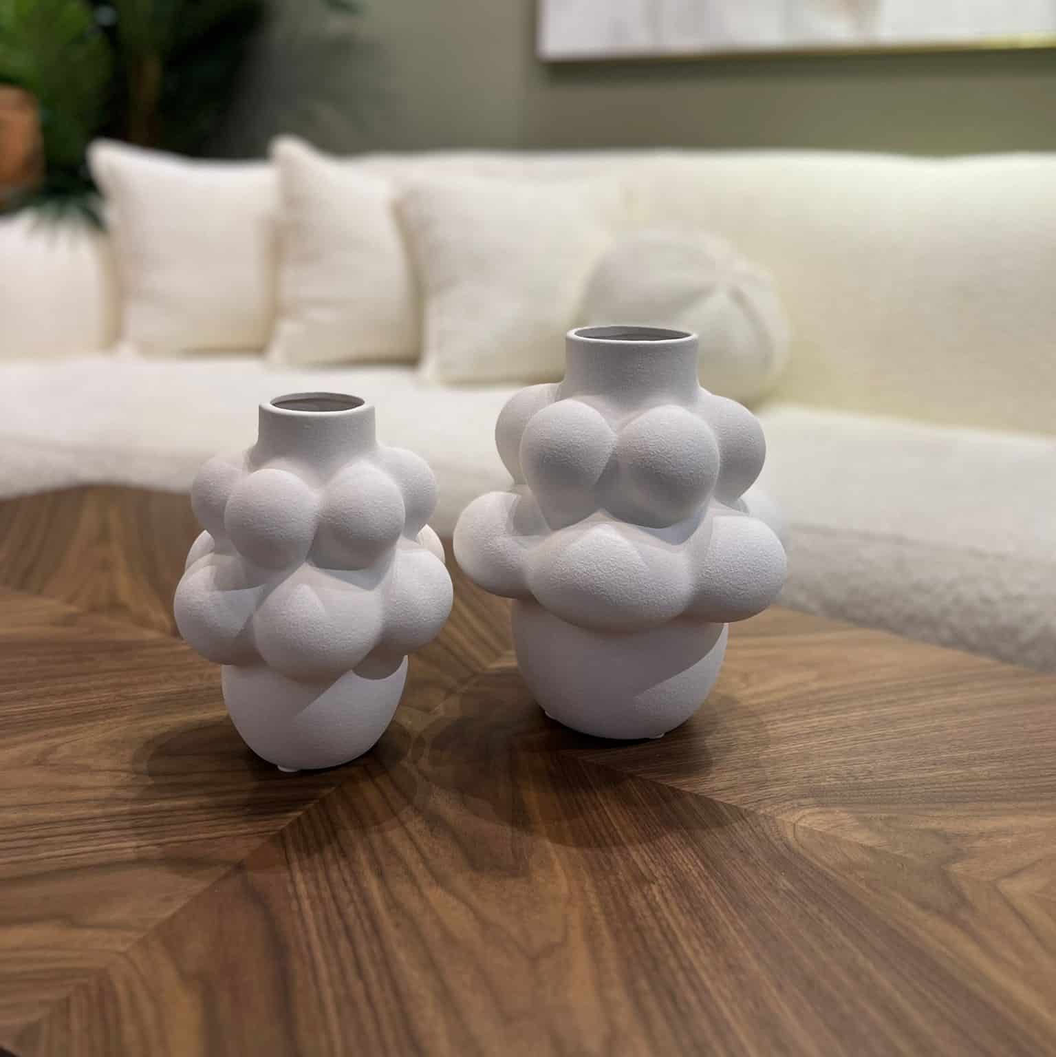 כד קרמיקה לבן בליטות עגול דגם איקו