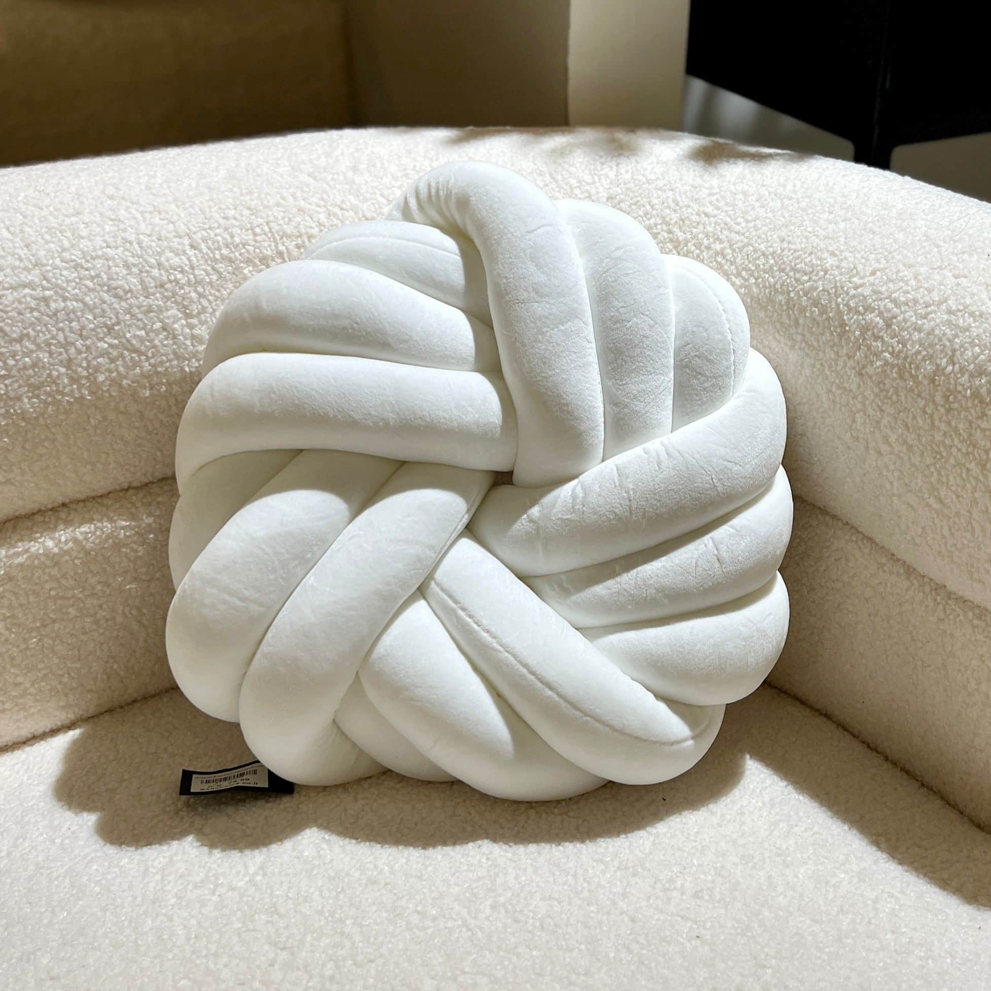 כרית בייגלה עגולה שמנת דגם איקו כרית בייגלה עגולה שמנת דגם איקו