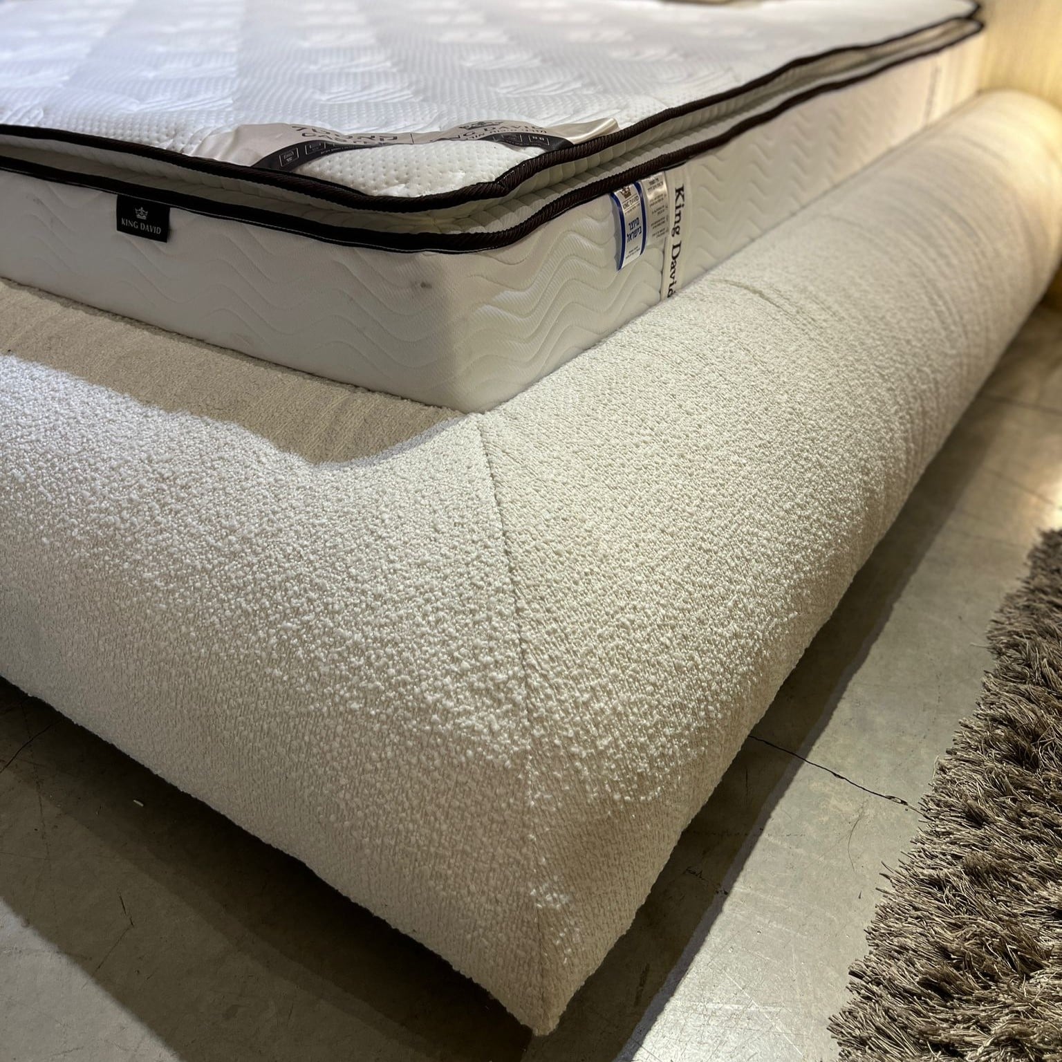 מיטה דגם סול