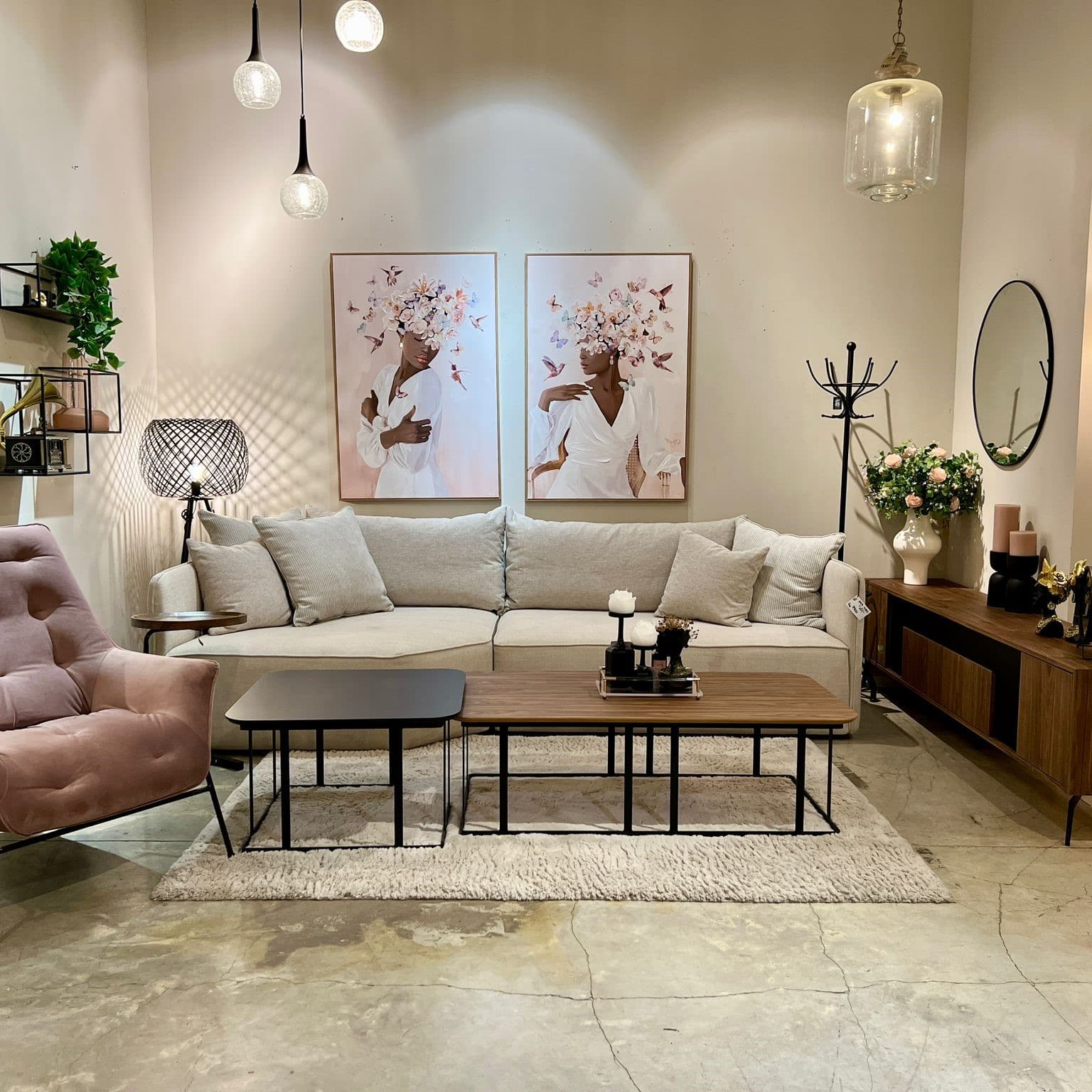 סט שולחנות דגם קואלה סט שולחנות דגם קואלה