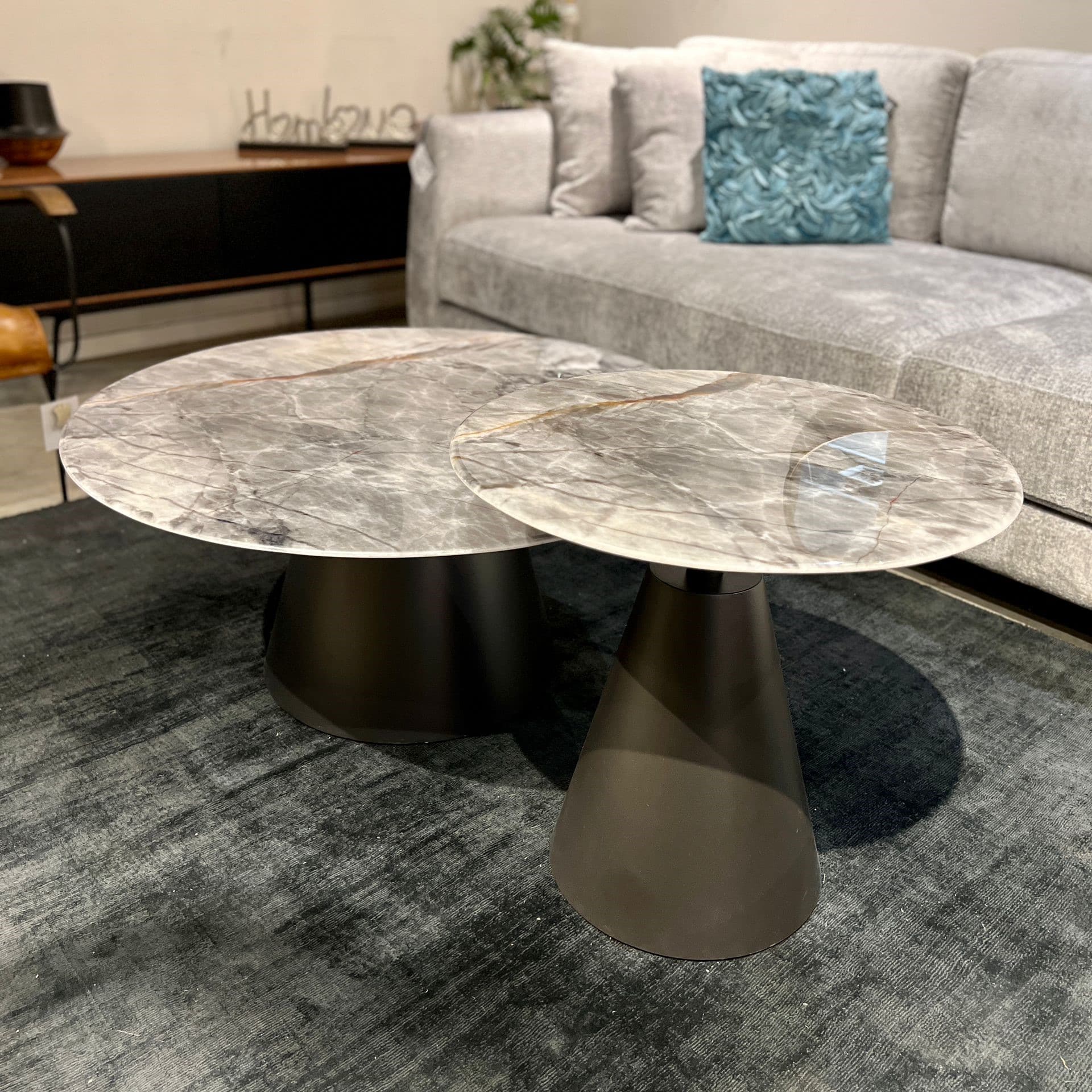 סט שולחנות סלון עגולים מרבל אפור דגם קימי סט שולחנות סלון עגולים מרבל אפור דגם קימי