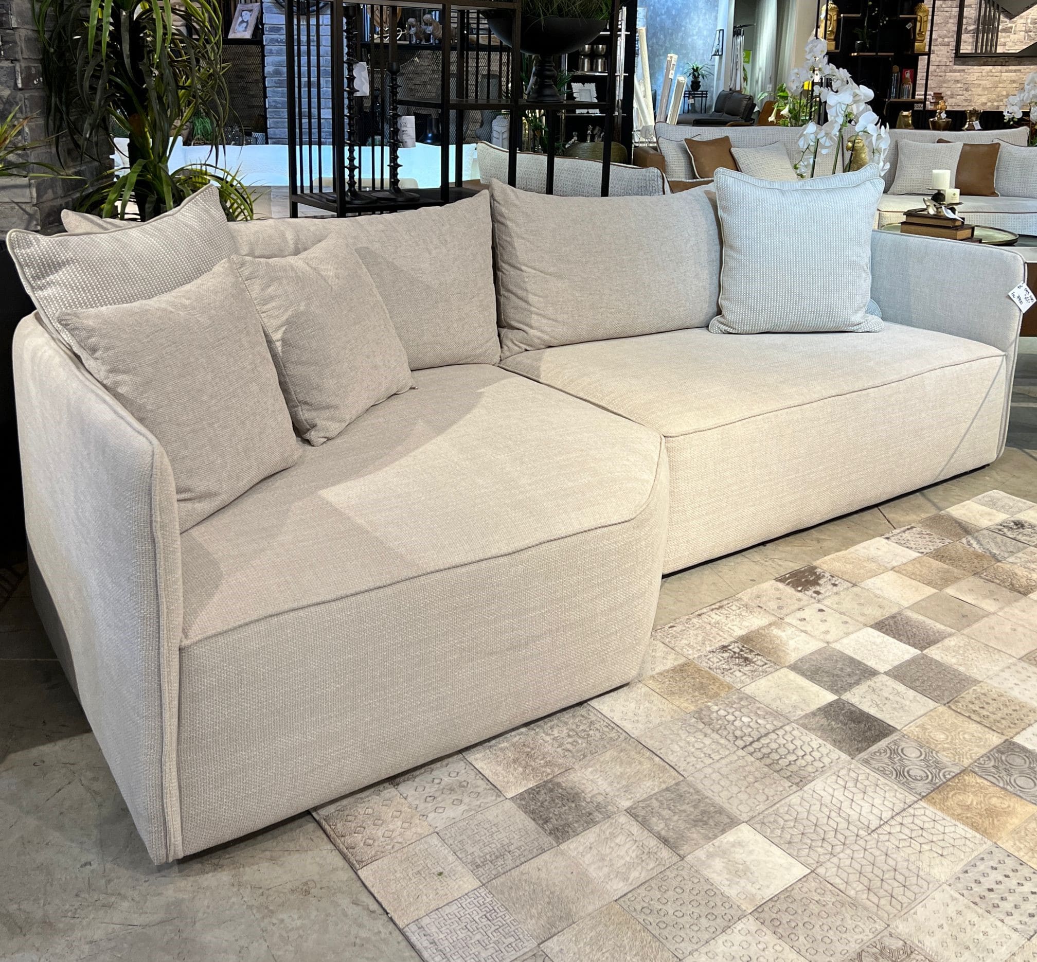 ספה מעוצבת דגם לילה ספה מעוצבת דגם לילה