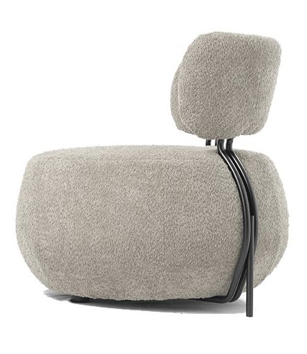 כורסא מעוגלת רגלי ברזל בד בוקלה בז דגם ריי כורסא מעוגלת רגלי ברזל בד בוקלה בז דגם ריי