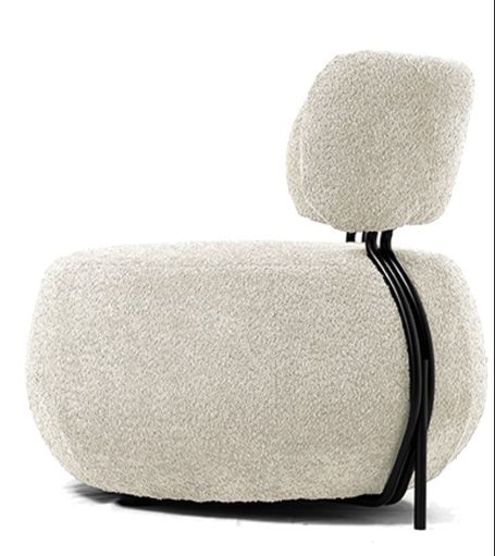 כורסא מעוגלת רגלי ברזל בד בוקלה לבן דגם ריי כורסא מעוגלת רגלי ברזל בד בוקלה לבן דגם ריי