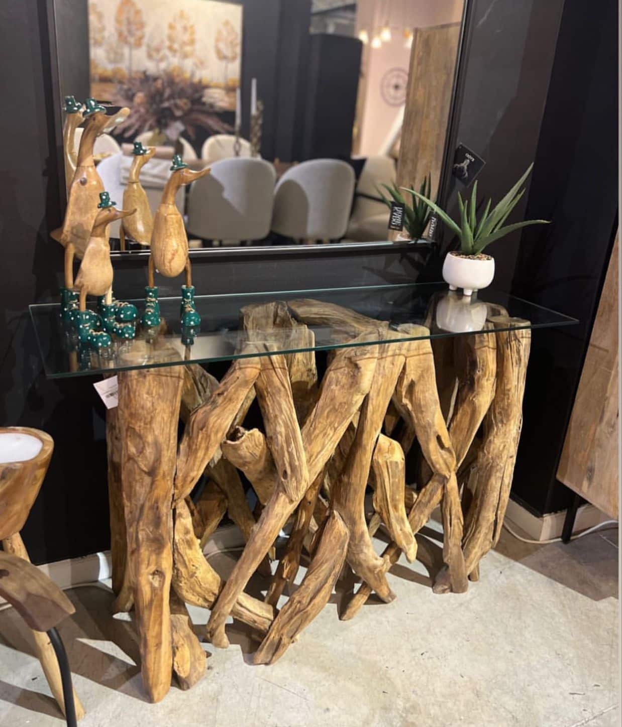 קונסולה דגם גלילה משורשים עם פלטה זכוכית קונסולה דגם גלילה משורשים עם פלטה זכוכית