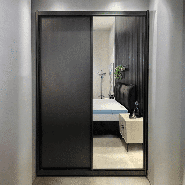 ארון הזזה עם דלת מראה וזוג מגירות דגם תמר בעיצוב אישי