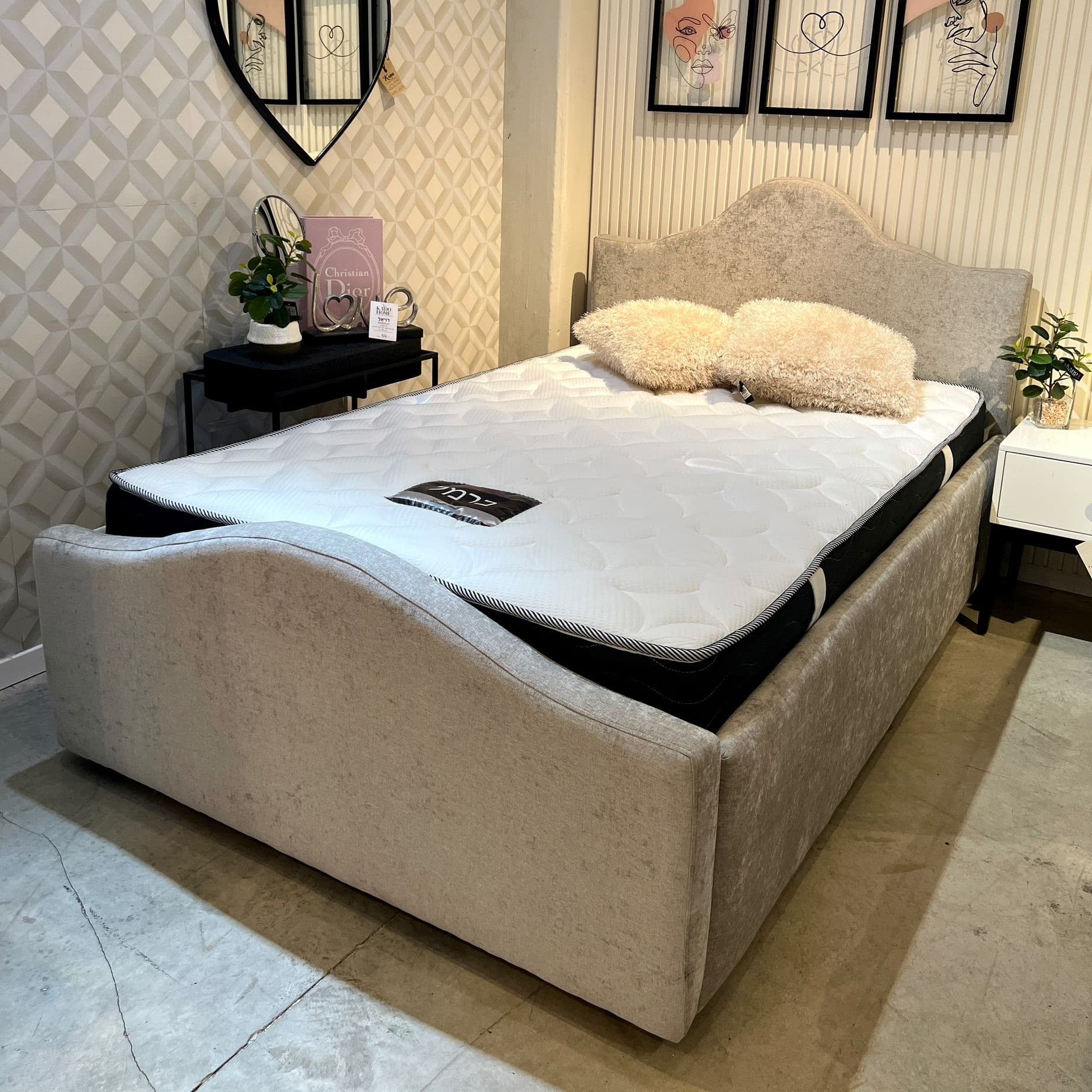 מיטה דגם עלמה מיטה דגם עלמה